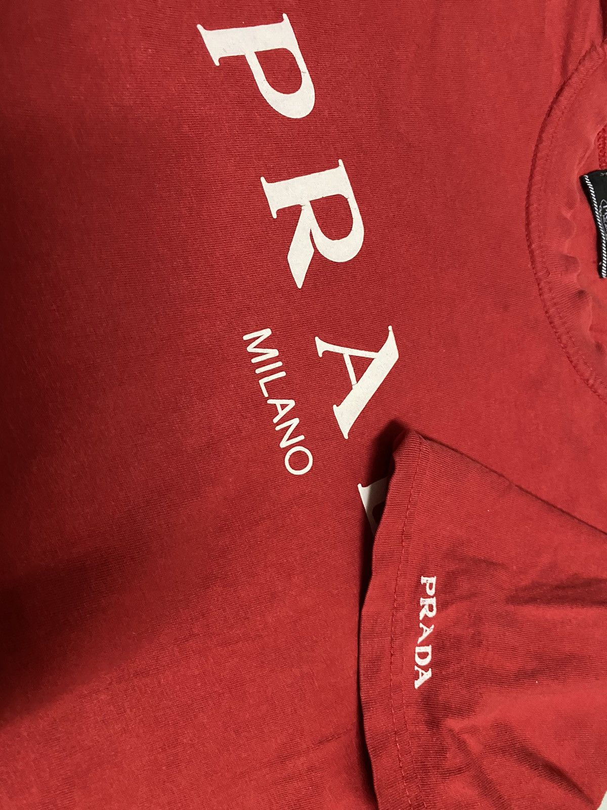 Vintage 🔥 🔥 Vintage 90’s Prada Men’s Tee Shirt Size US M / EU 48-50 / 2 - 3 Thumbnail