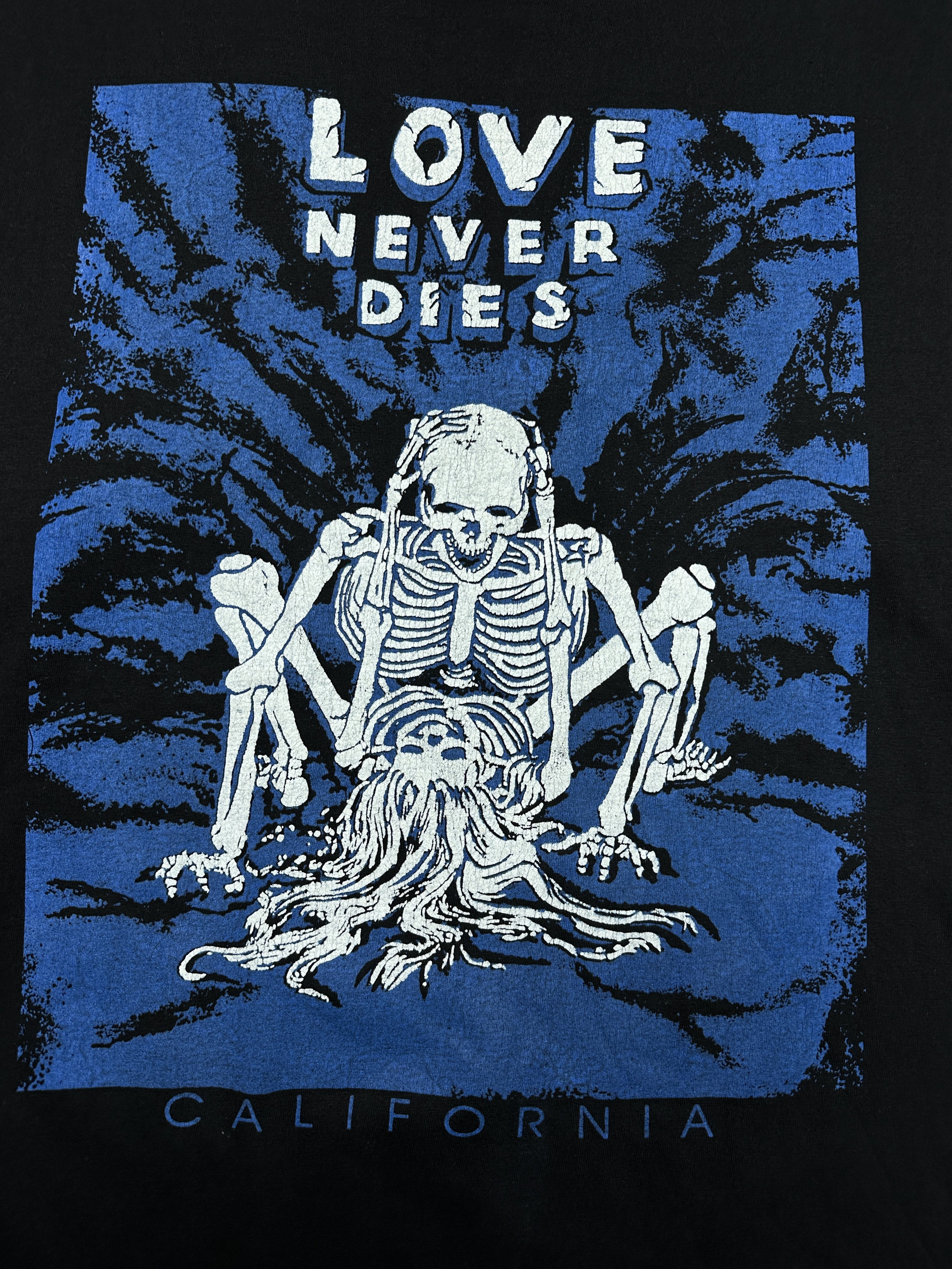 Vintage Love Never Dies California Vintage Skeletons Sex T-Shirt Size US L / EU 52-54 / 3 - 3 Thumbnail