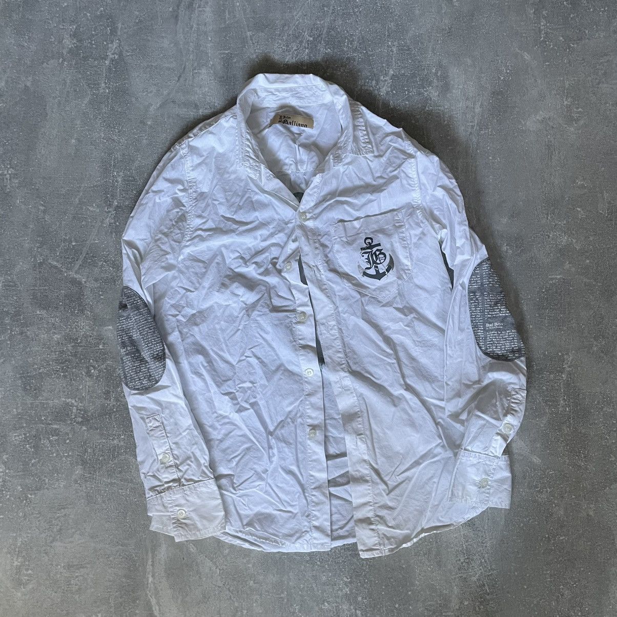 John Galliano John Galliano button sailboat crew boat NEWSPAPER tee SHIRT Size US S / EU 44-46 / 1 - 1 Thumbnail