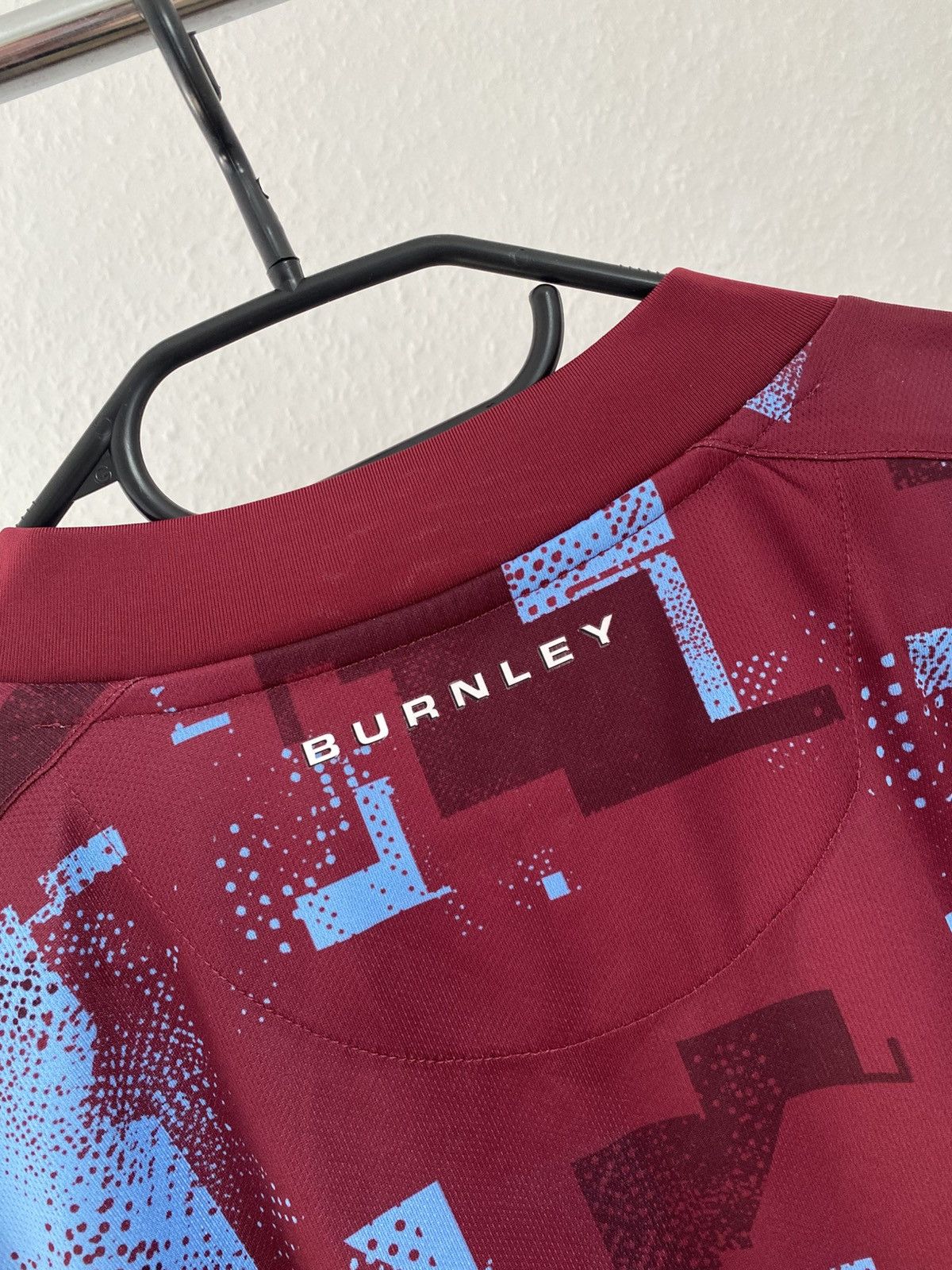 Umbro BURNLEY 2022 2023 Home Soccer Jersey Football Umbro Arsenal Size US XXL / EU 58 / 5 - 7 Thumbnail