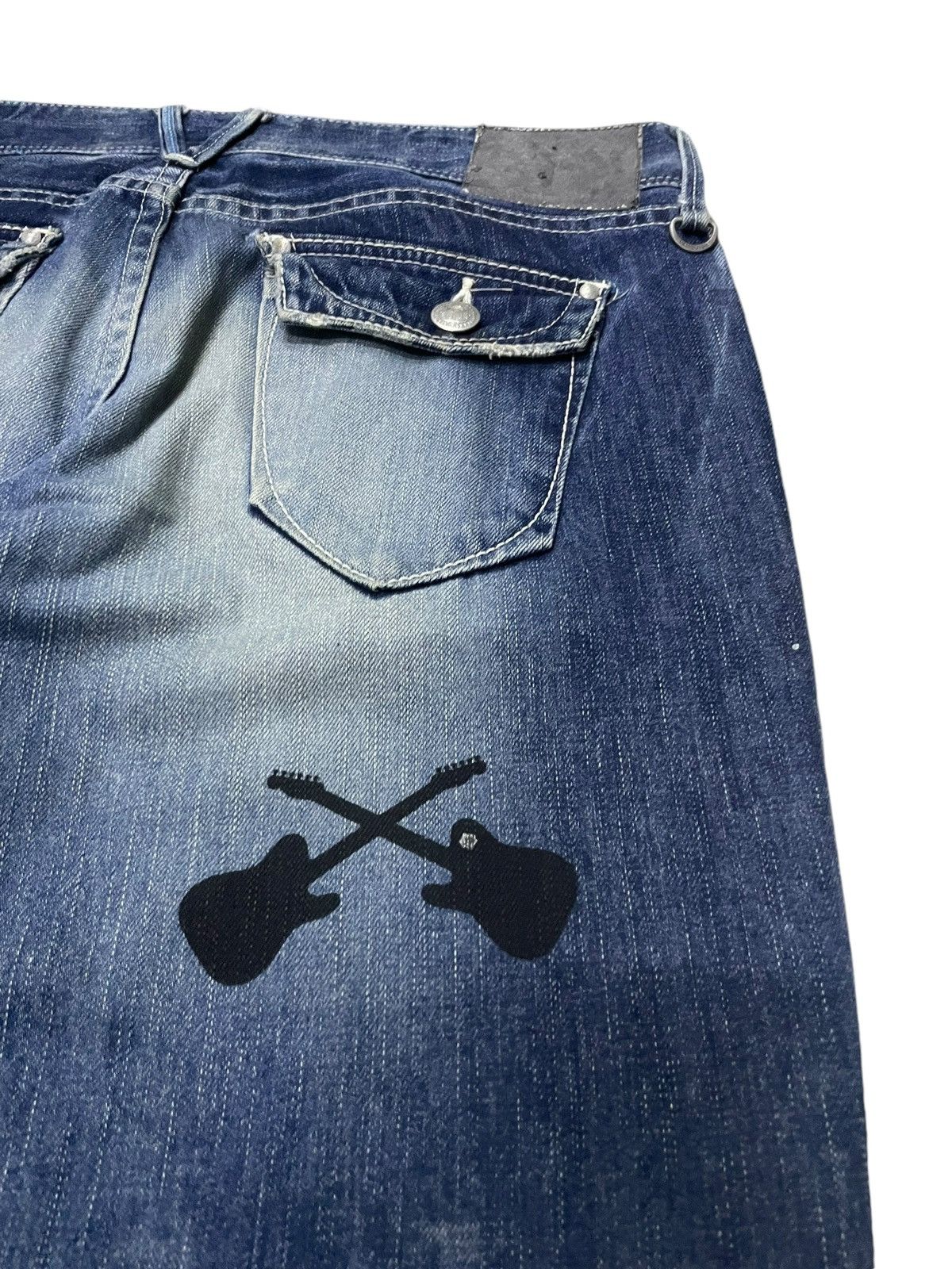 GOSTAR DE FUGA × Vanquish × semanticdesign Vanquish Japan Crossed Whiskers Blue Wash Rockstars Jeans Size US 34 / EU 50 - 12 Thumbnail