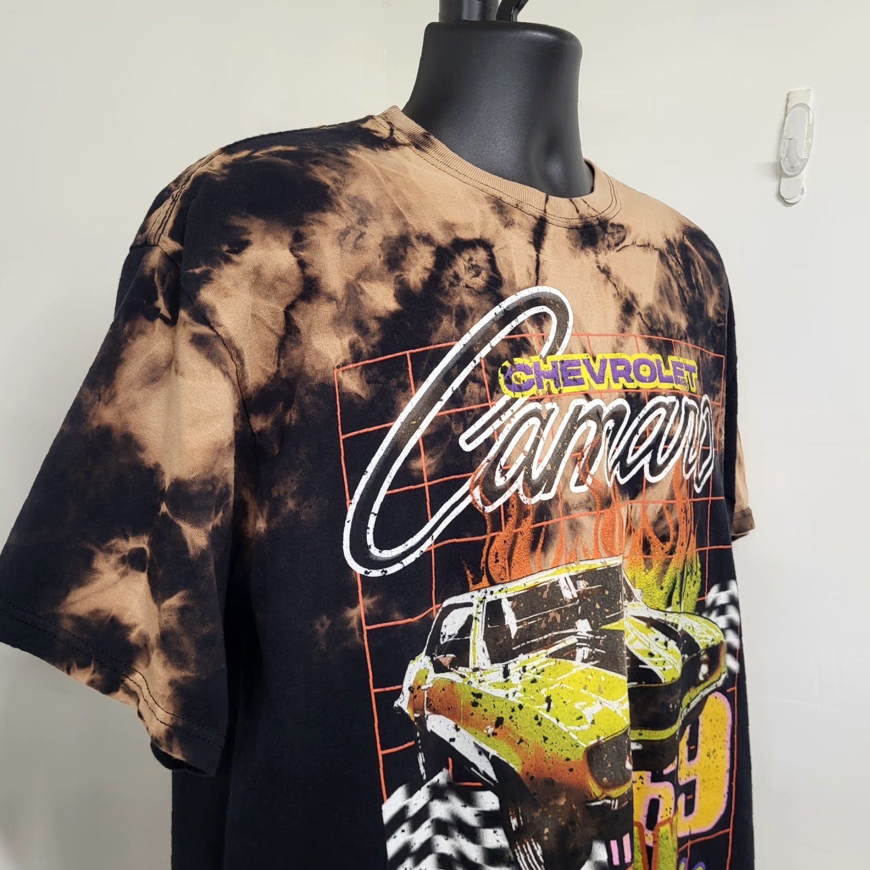 Alchemist VINTAGE Chemistry 1969 Chevrolet Camaro Shirt ~Men XL~ American Classic Graphic Tie Dye Size US XL / EU 56 / 4 - 7 Thumbnail