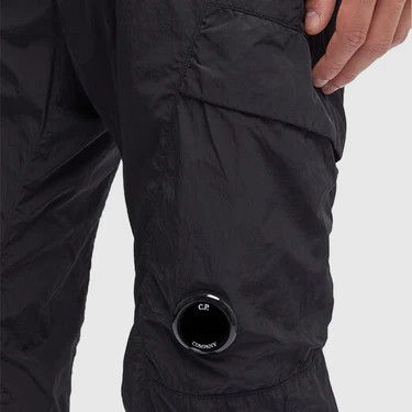 C.P. Company o1s22i1n0925 Chrome-R Cargo Pants in Black Size US 32 / EU 48 - 6 Thumbnail