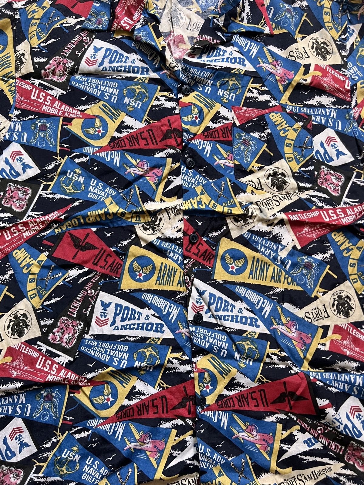 Avirex × Toyo Enterprises Avirex Army Flag Open Colar Hawaiian Shirt Size US XXL / EU 58 / 5 - 6 Thumbnail