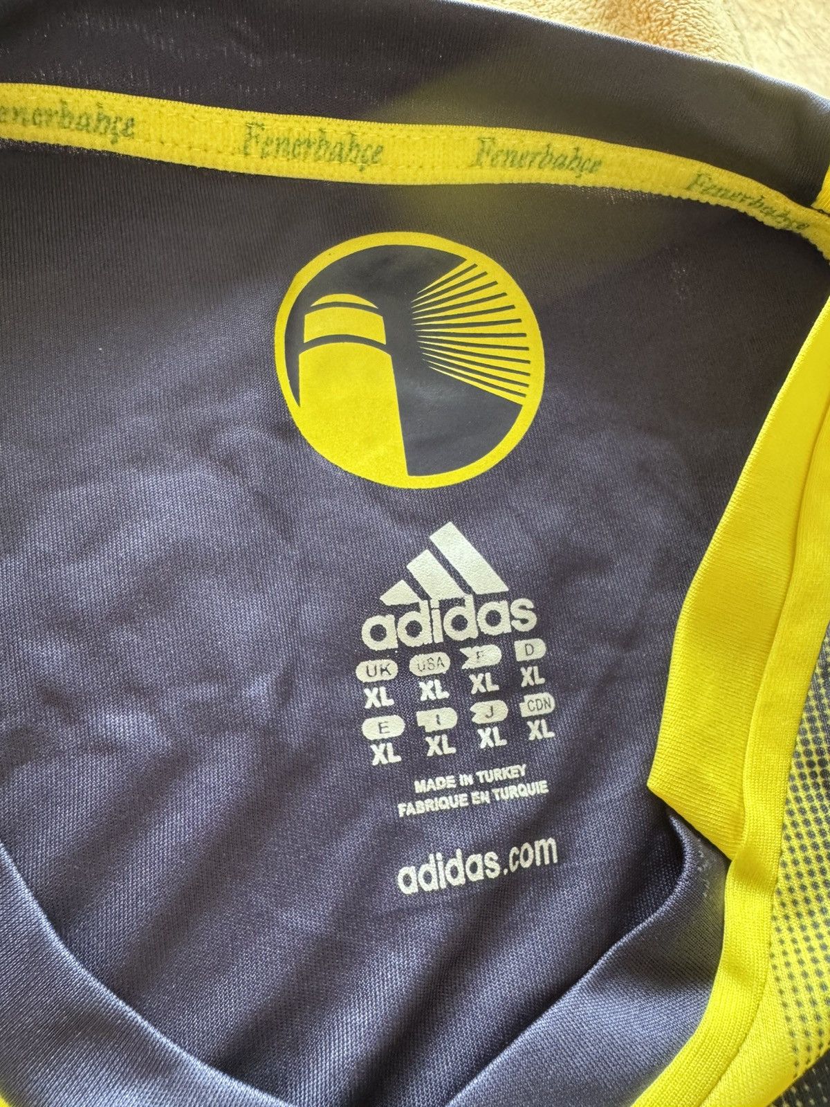 Vintage ADIDAS FENERBAHCE ISTANBUL RARE VINTAGE FOOTBALL JERSEY Size US L / EU 52-54 / 3 - 5 Thumbnail