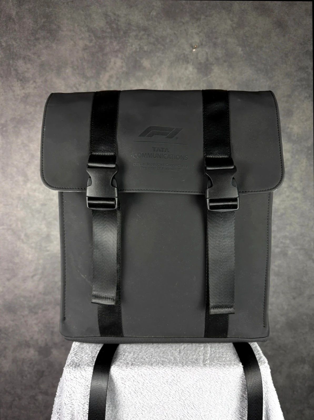 Formula 1 Vinga V Baltimore F1 Broadcast Backpack Black Matte Size ONE SIZE - 1 Thumbnail