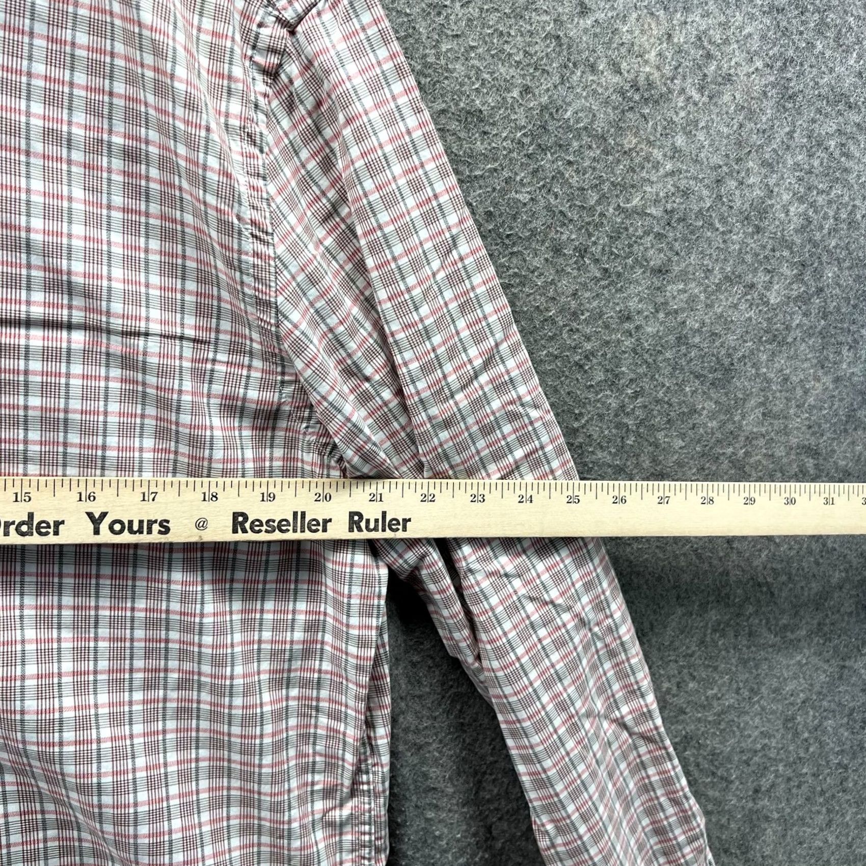 Banana Republic VINTAGE Banana Republic Shirt Mens Large White Red Button Down Plaid Slim Wash 078 Size US L / EU 52-54 / 3 - 7 Thumbnail