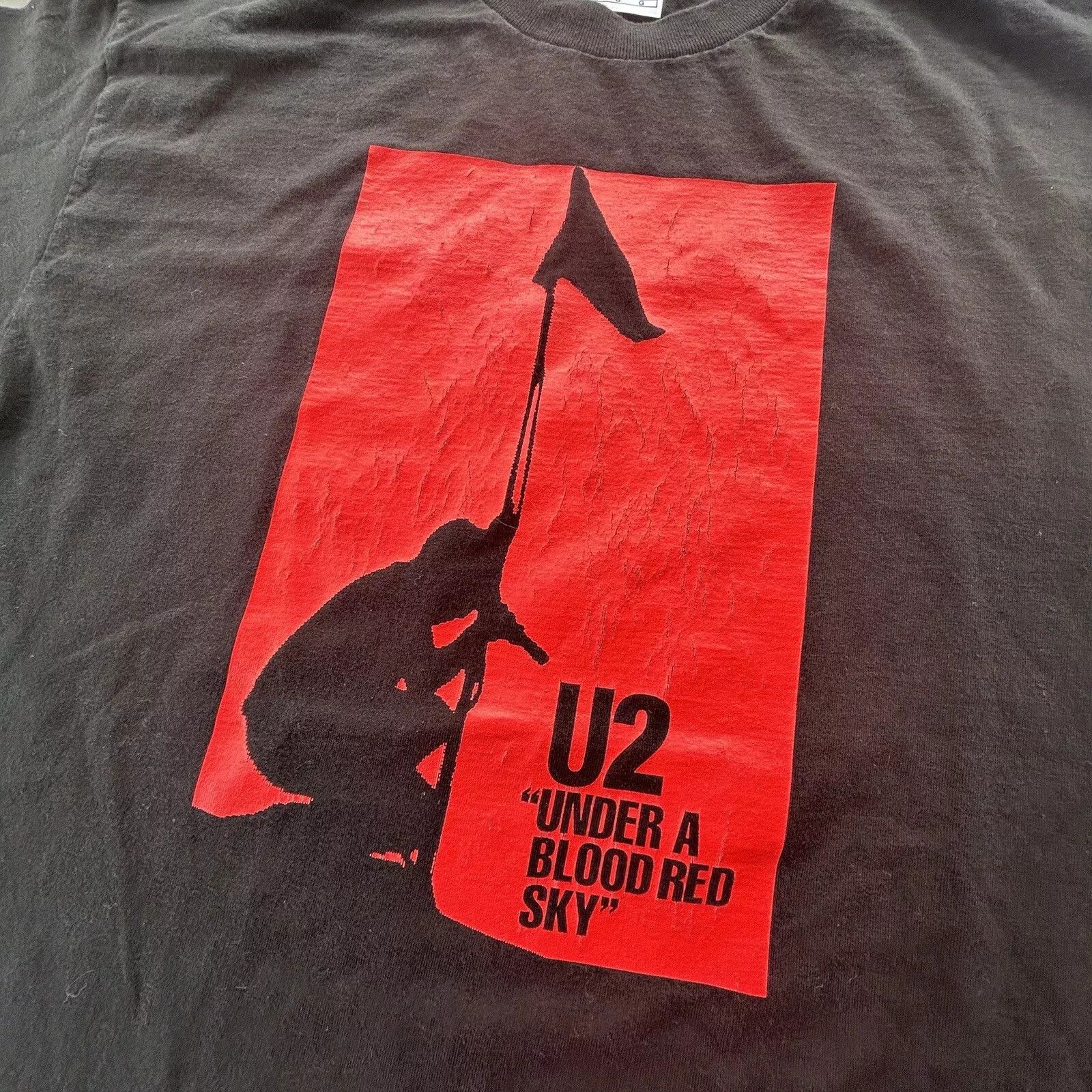 Vintage Vintage U2 Shirt Mens Large Under A Blood Red Sky Size US L / EU 52-54 / 3 - 6 Thumbnail