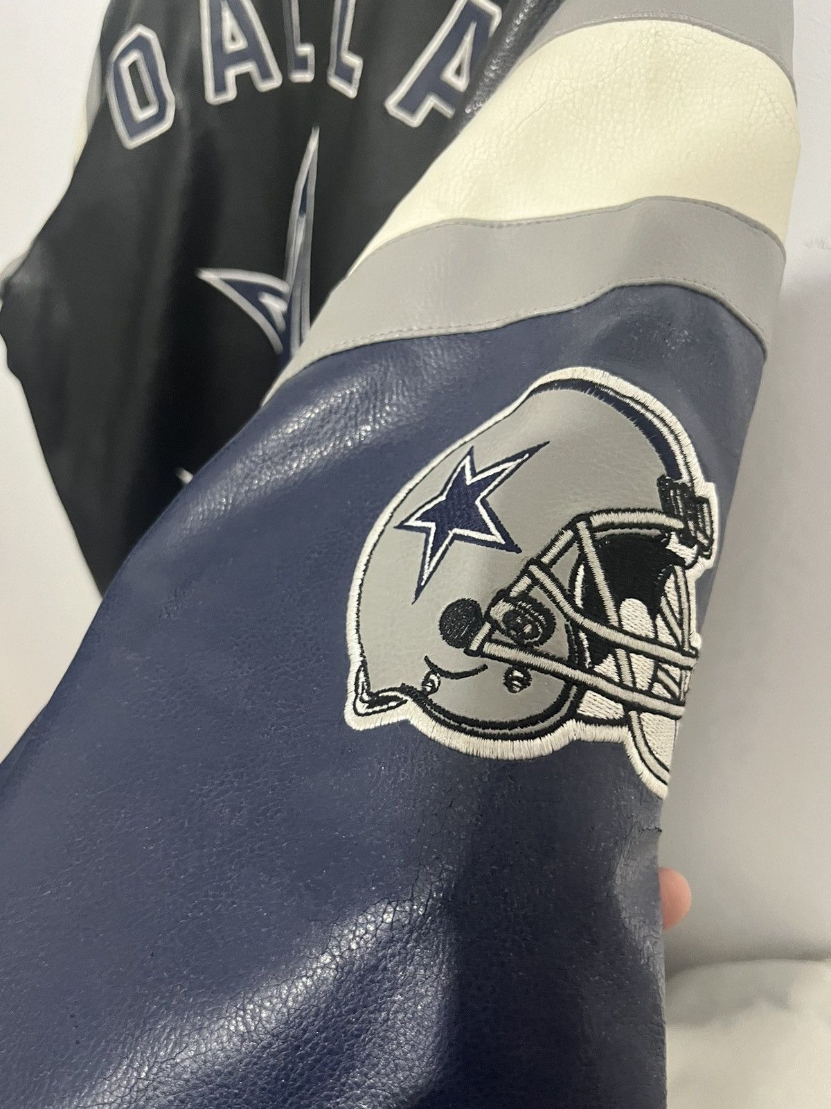 NFL × Vintage Vintage Dallas Cowboys Leather Jacket Size US L / EU 52-54 / 3 - 2 Thumbnail