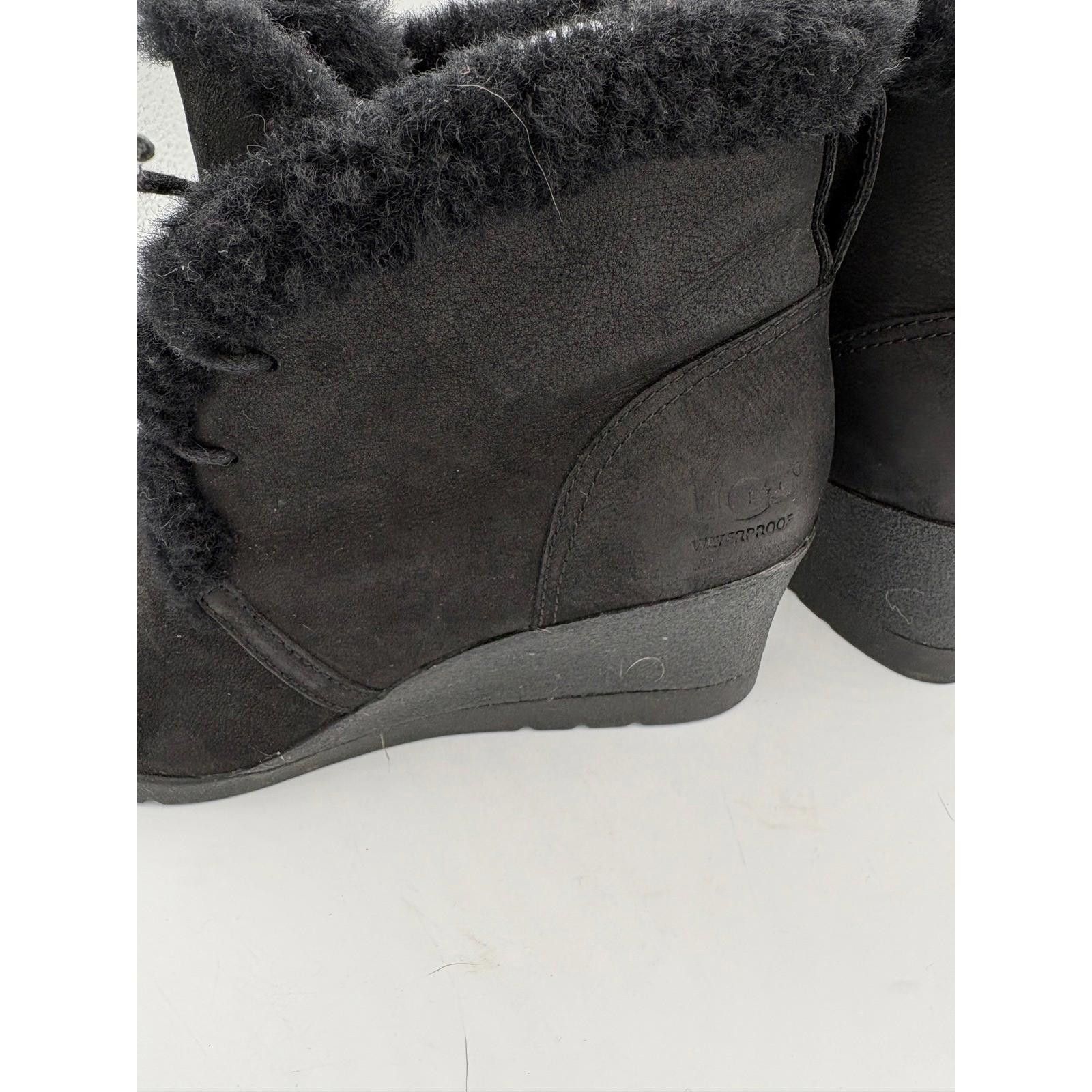 Ugg UGG Jeovana waterproof wedge lace-up booties women's 8 Size US 6 / IT 36 - 5 Thumbnail
