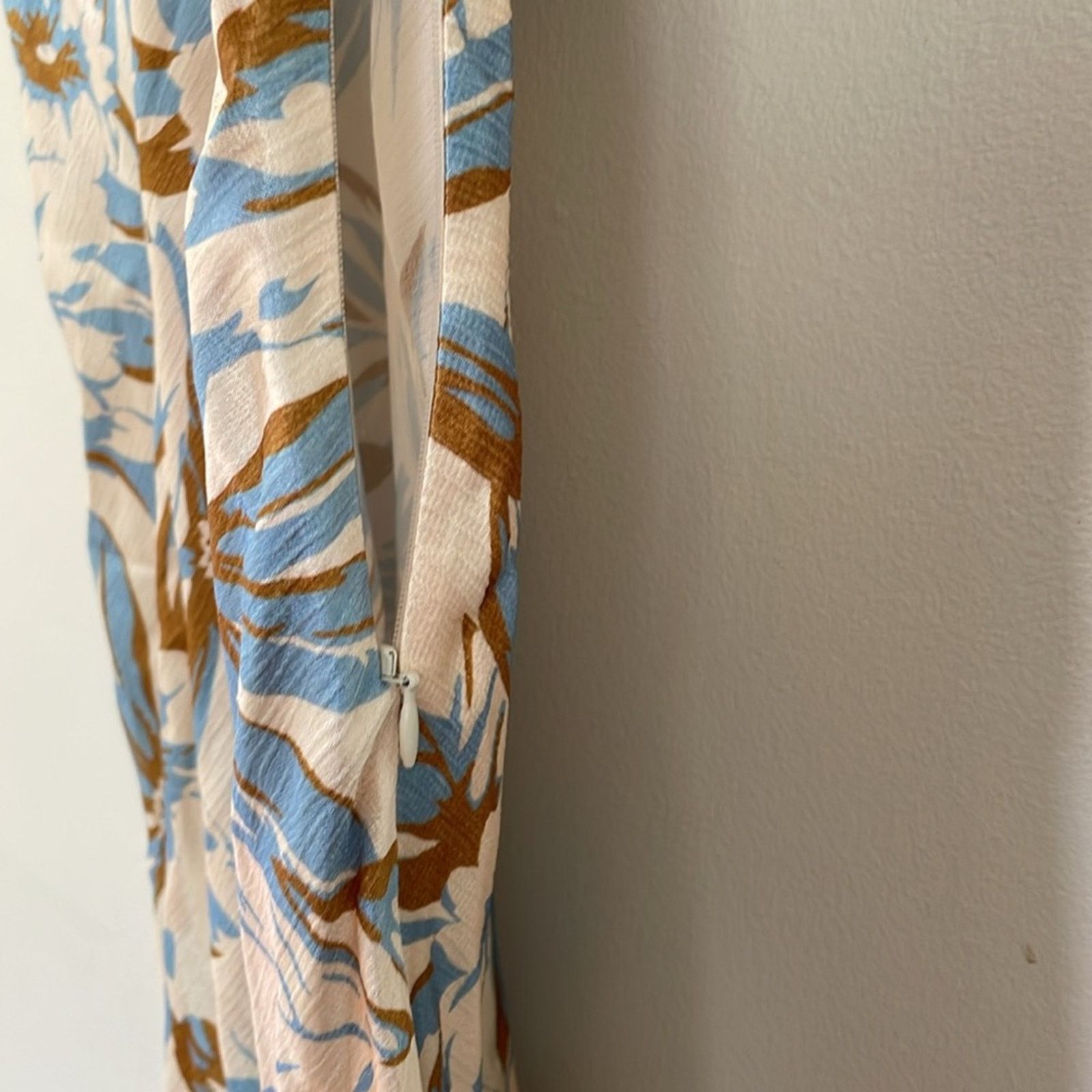BEC + BRIDGE Bec & Bridge Stella Maxi Dress Blue Beige Tropical Floral 6 Size M / US 6-8 / IT 42-44 - 7 Thumbnail