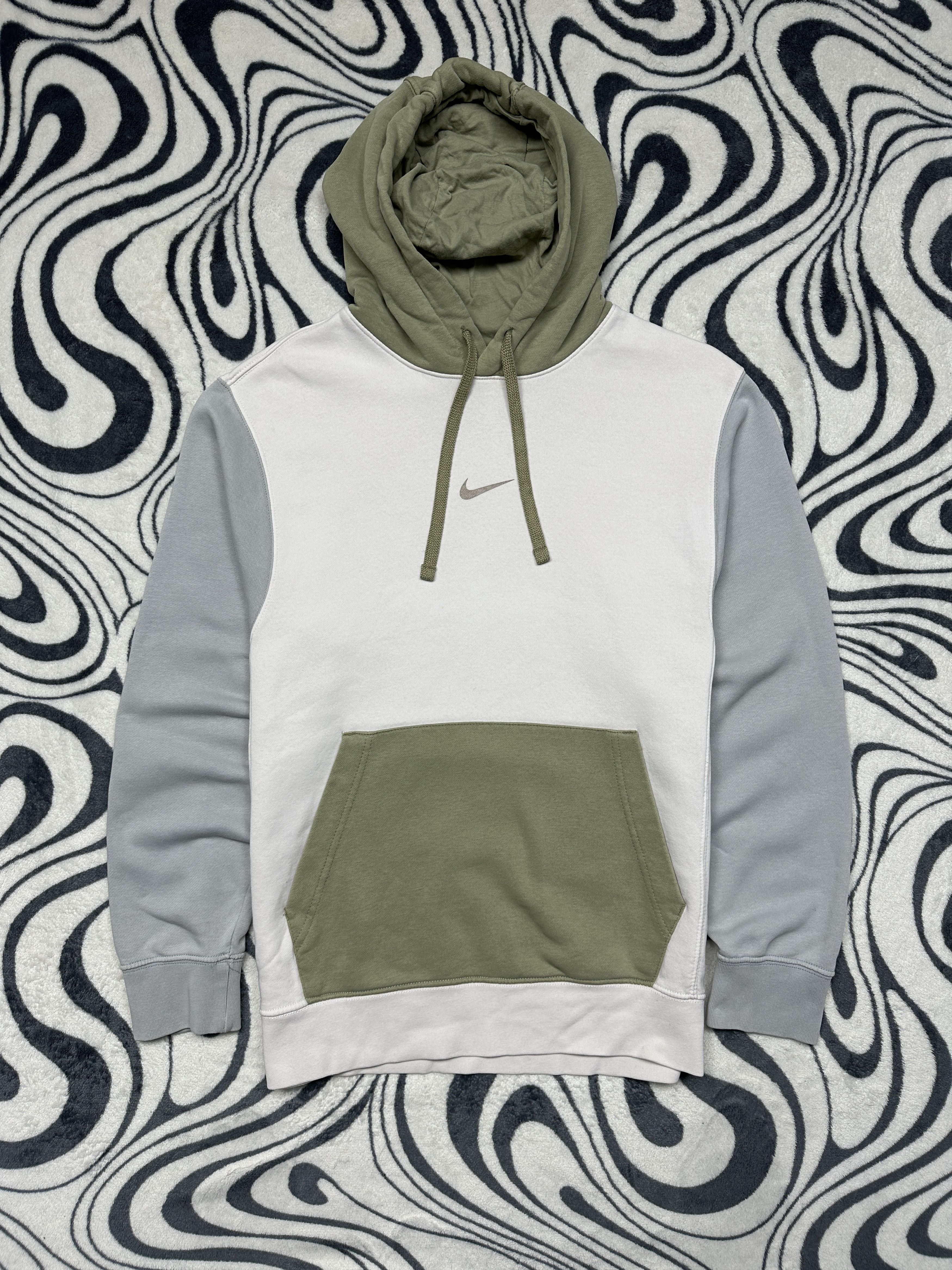 Nike Nike Mens Center Logo Hoodie Size US S / EU 44-46 / 1 - 1 Thumbnail