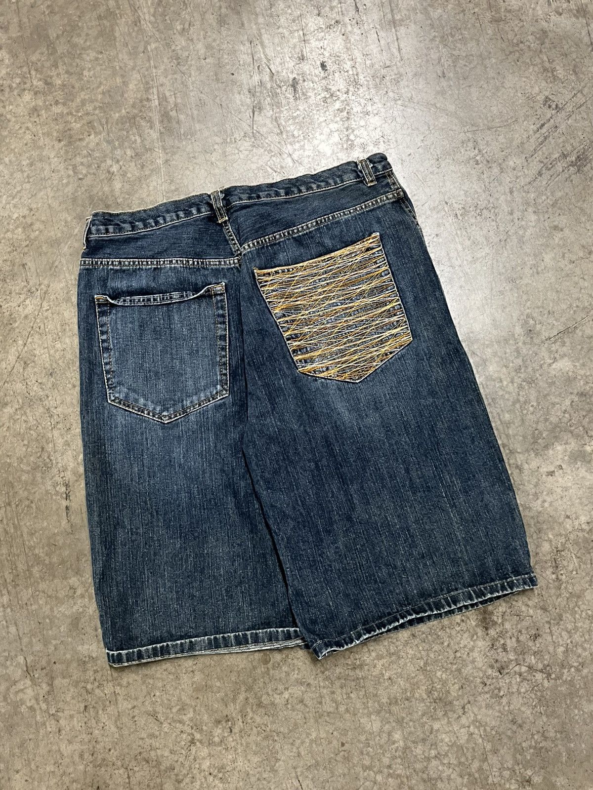 Southpole Y2K baggy fit embroidered jorts skater streetwear hype rare Size US 36 / EU 52 - 3 Thumbnail
