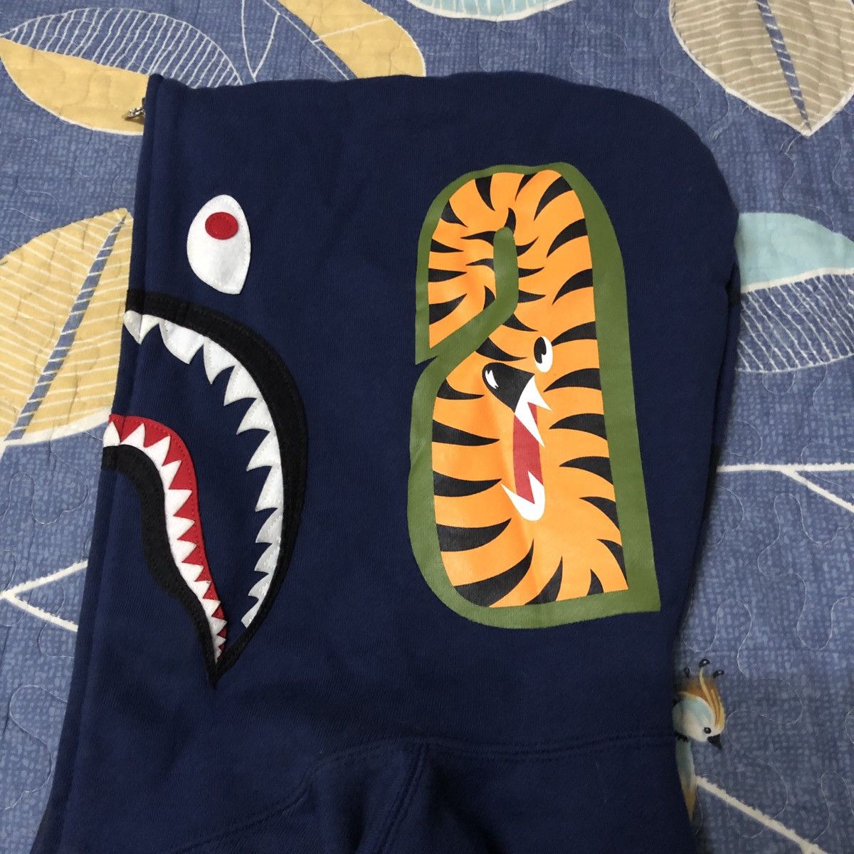Bape OG Bape Blue Camo Full Zip Shark Hoodie Size US XL / EU 56 / 4 - 4 Thumbnail
