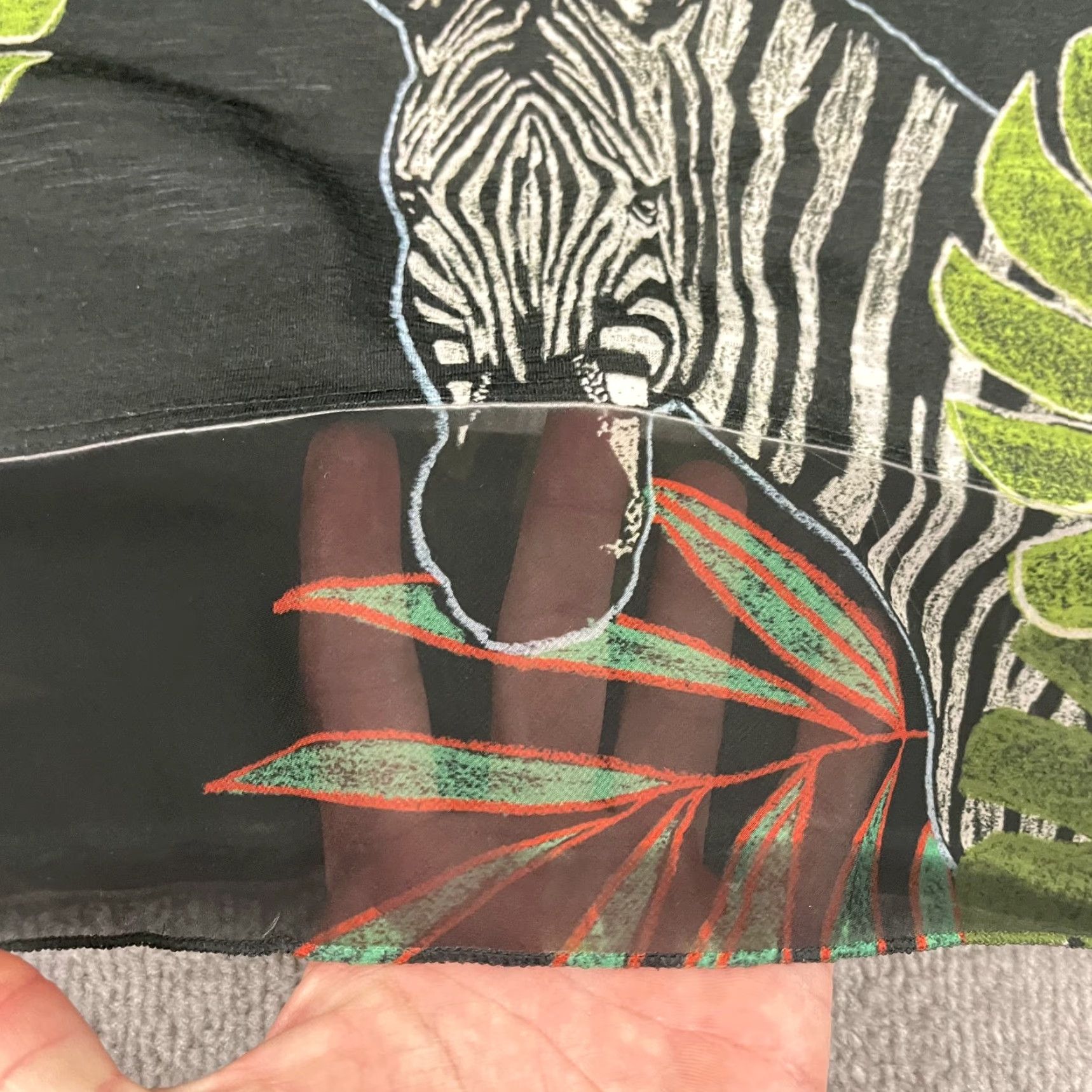 Vintage VINTAGE Jess & Jane Blouse Top Womens S Gray Zebra Floral Abstract Art to Wear 3/4 Sleeve Bohemian Size S / US 4 / IT 40 - 7 Thumbnail