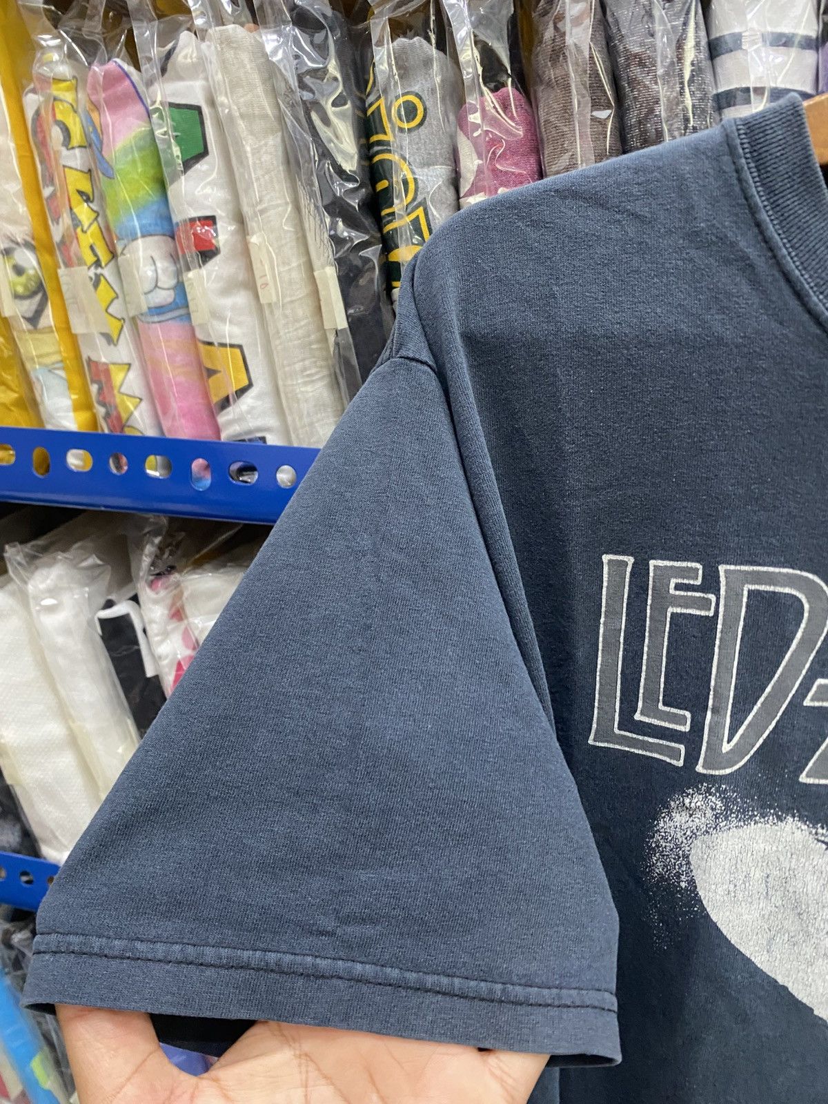 Led Zeppelin VINTAGE 90s LED ZEPPELIN BAND TEES Size US M / EU 48-50 / 2 - 4 Thumbnail