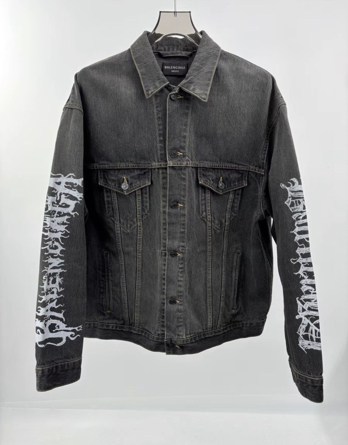 Balenciaga BALENCIAGA Sanskrit Graffiti Denim Jacket K1 Size US S / EU 44-46 / 1 - 1 Thumbnail