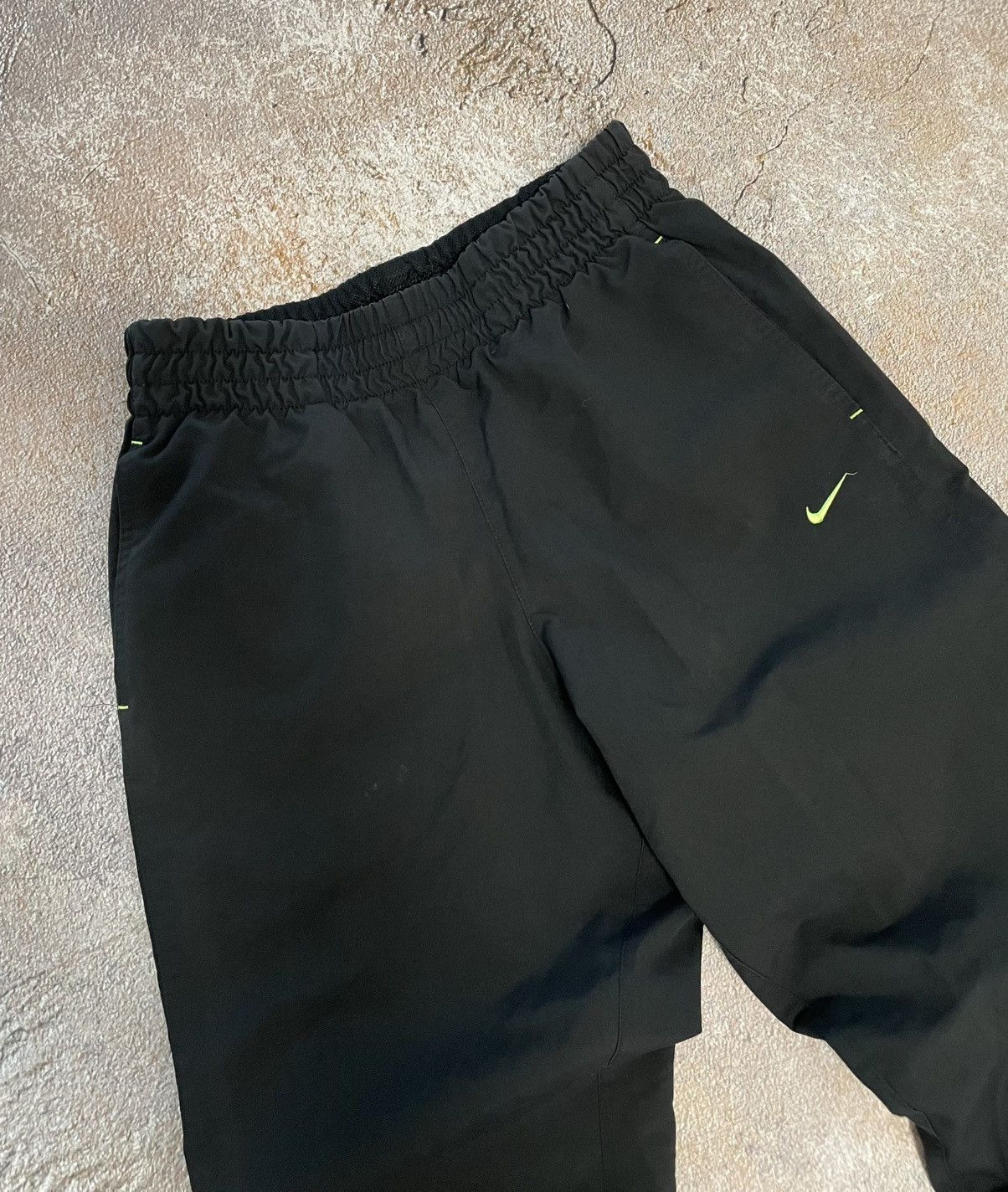 Nike Vintage Nike Big Logo Nylon Track Pants Size US 32 / EU 48 - 3 Thumbnail