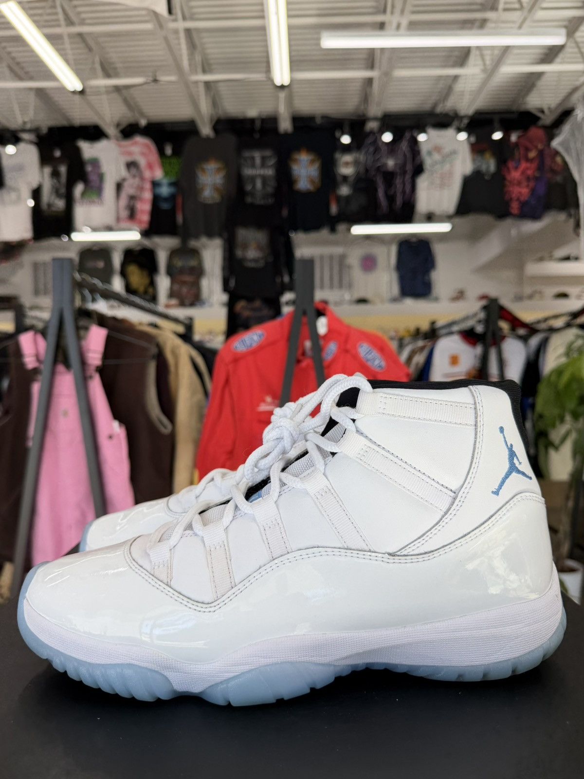 Jordan Brand Air Jordan 11 Legend Blue Size 11 (2024) Size US 11 / EU 44 - 7 Thumbnail