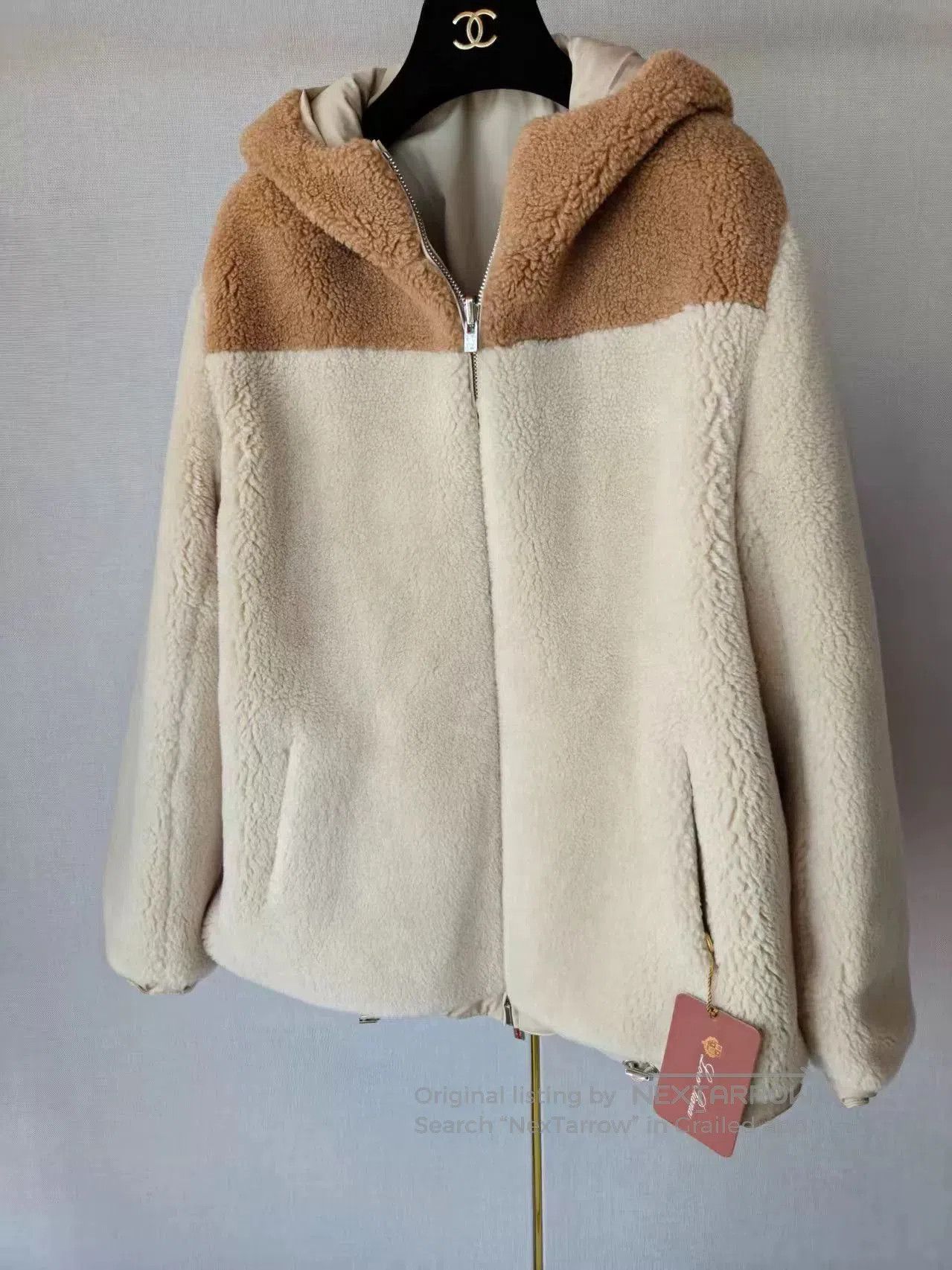 Loro Piana Loro Piana Women's Coat. Size M / US 6-8 / IT 42-44 - 1 Thumbnail