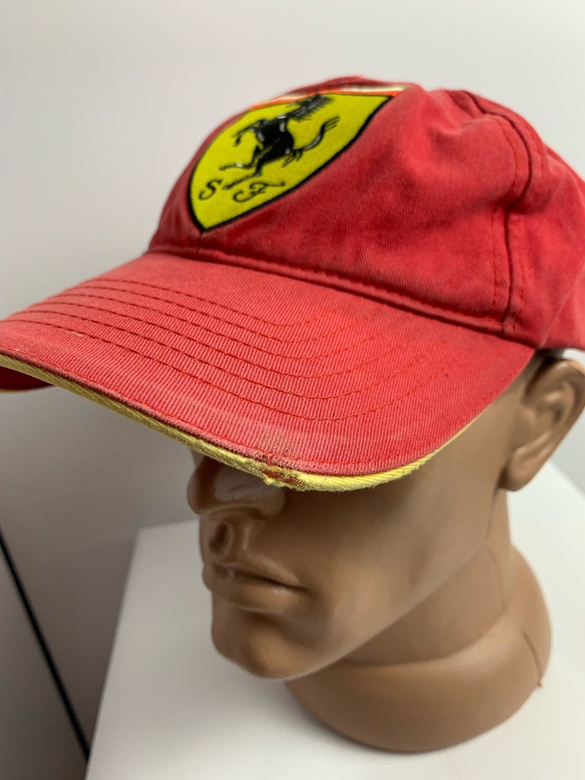 Vintage Ferrari f 1 vintage red cap Size ONE SIZE - 3 Thumbnail