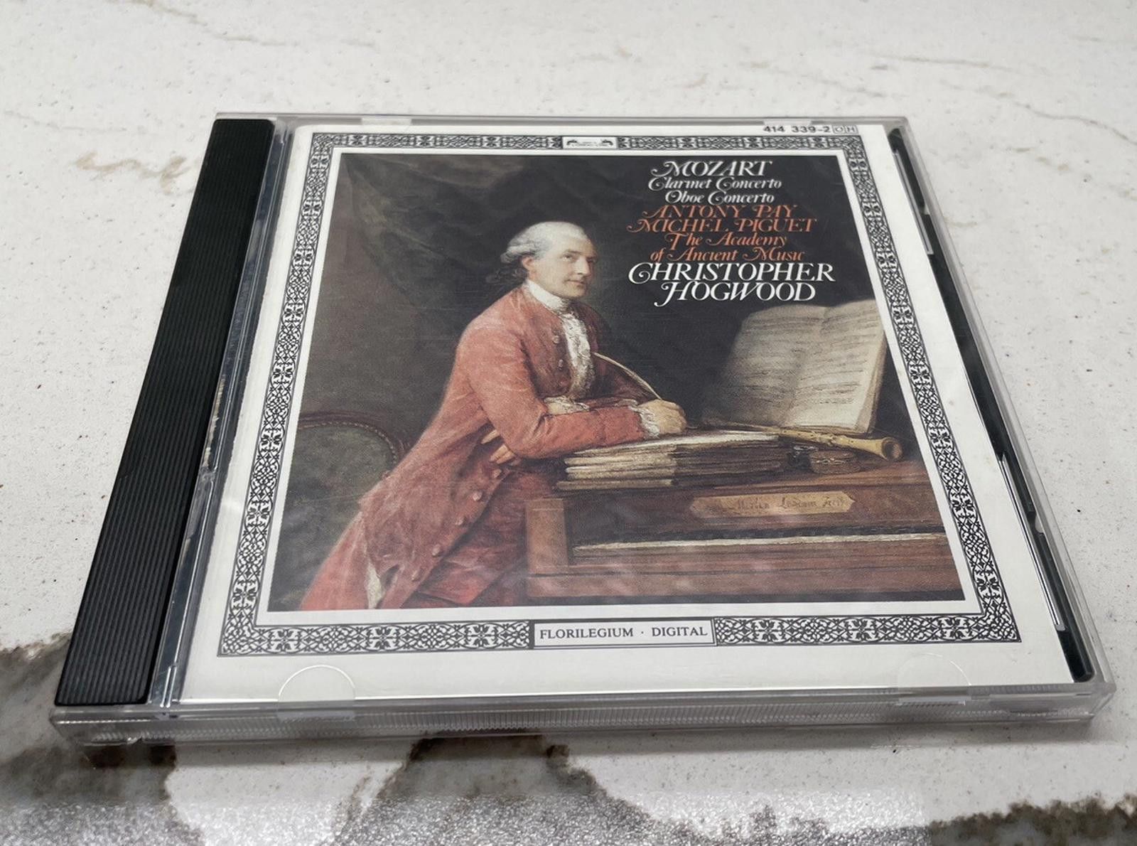 Designer Christopher Hogwood Antony Michel Piguet Mozart Obeo Concert Size ONE SIZE - 1 Thumbnail