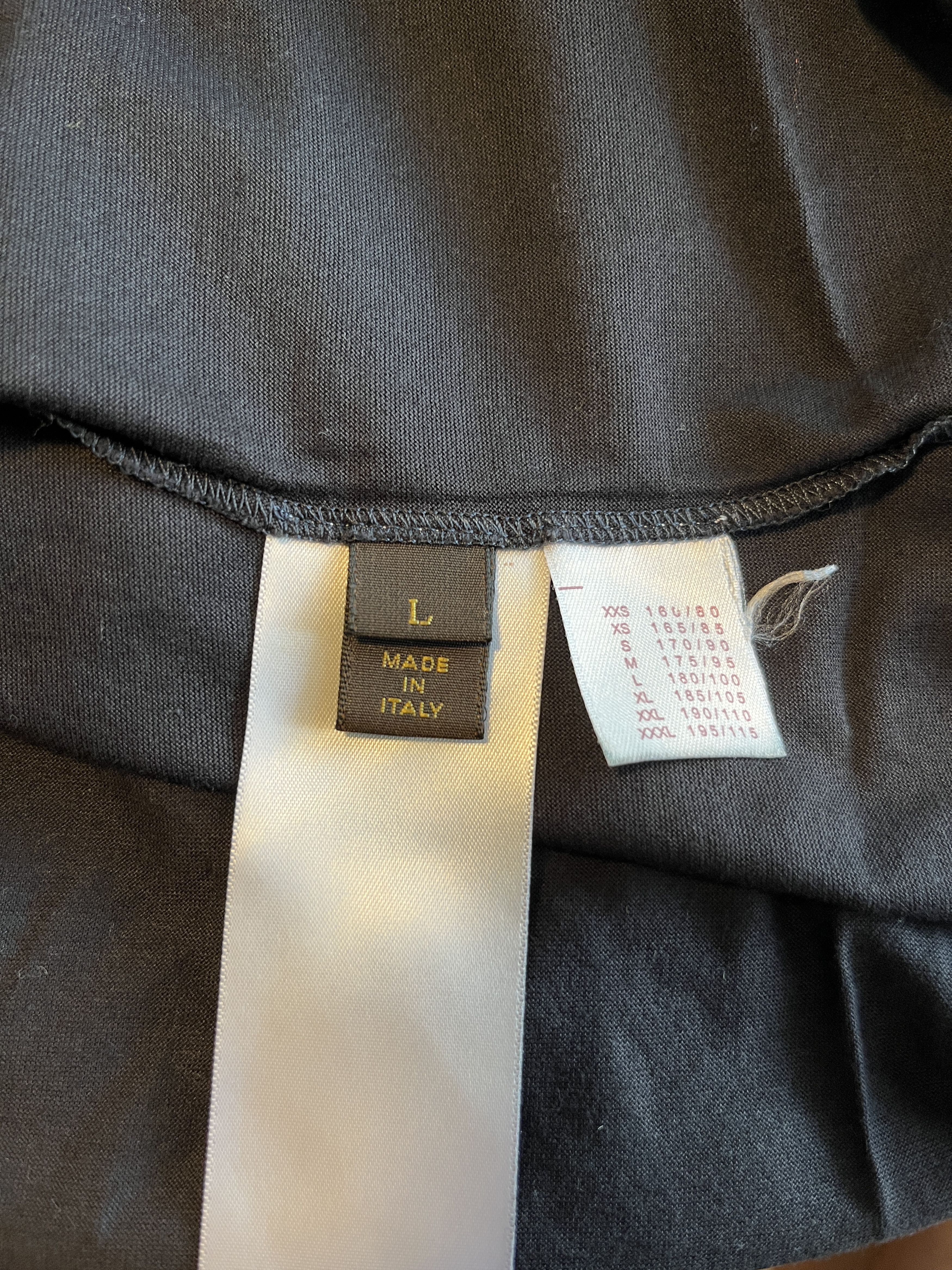 Louis Vuitton Louis Vuitton Elephant Tee Size US L / EU 52-54 / 3 - 4 Thumbnail