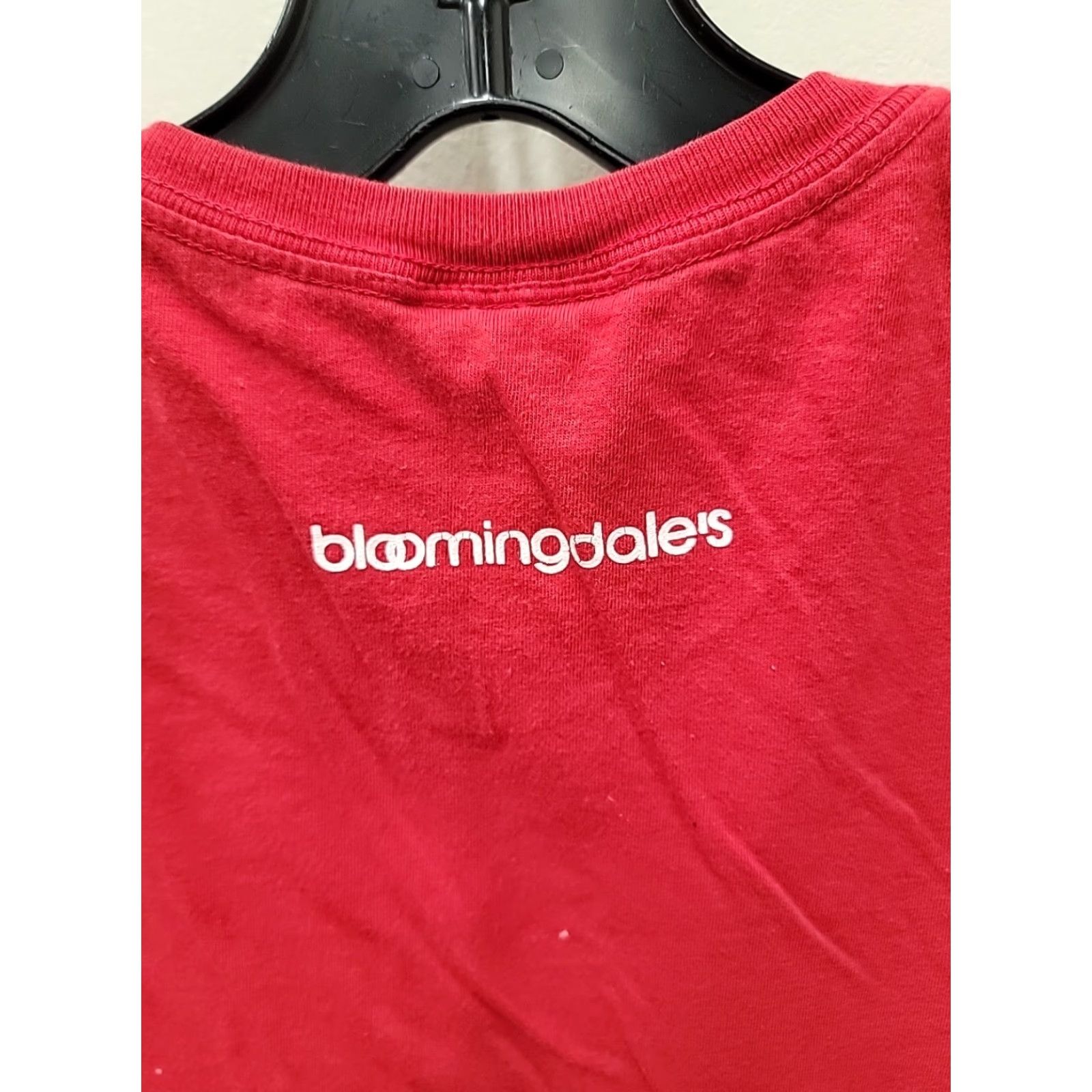 Vintage VINTAGE Polo Sport X Bloomingdales Red Graphic T Shirt Mens M Polo Sport Shirt Mens Red Graphic Print 90s Distressed Chest 22 Length 28.5 Size US M / EU 48-50 / 2 - 4 Thumbnail