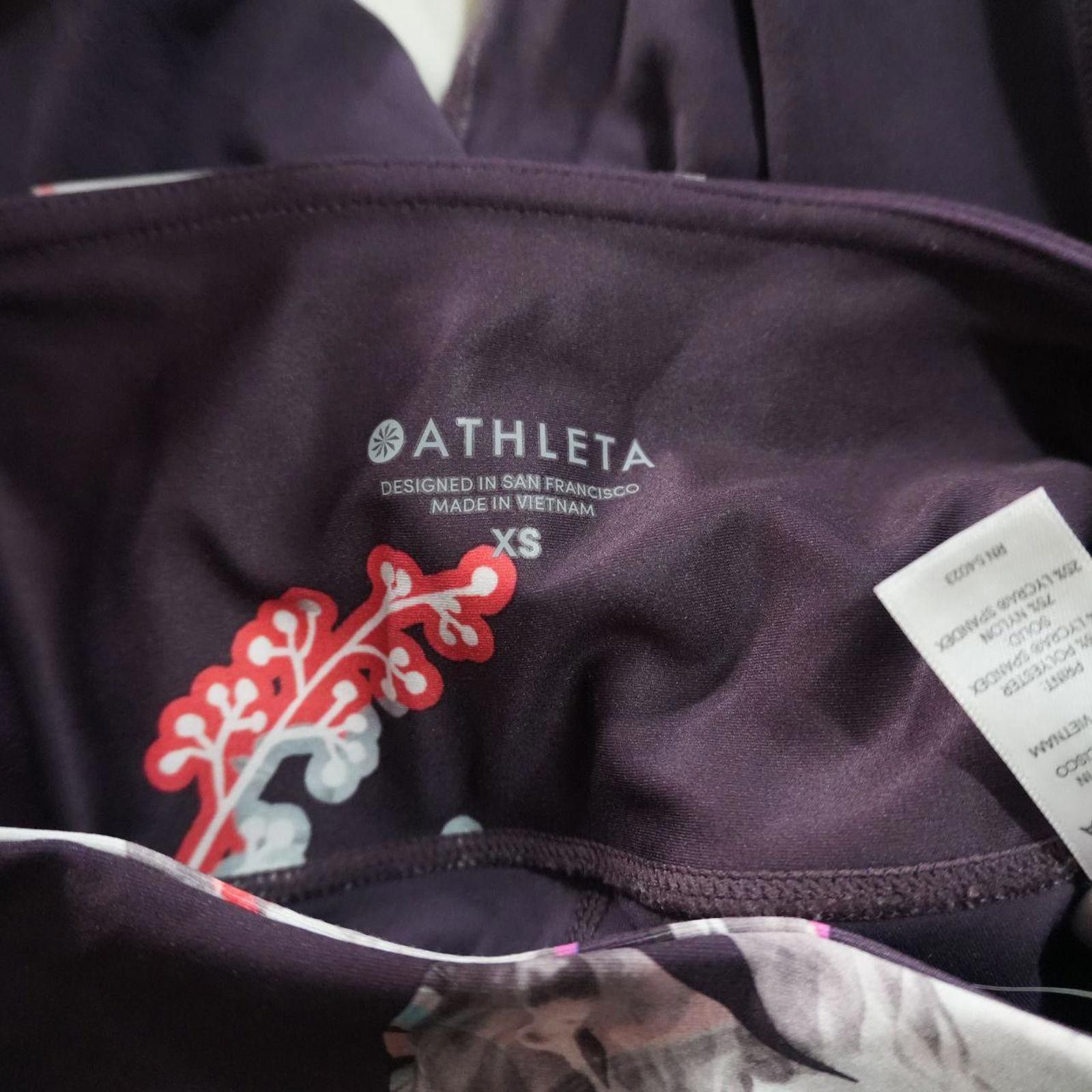 Other Athleta Legging Women's XS Purple Stash Pocket Floral Size 26" / US 2 / IT 38 - 2 Thumbnail