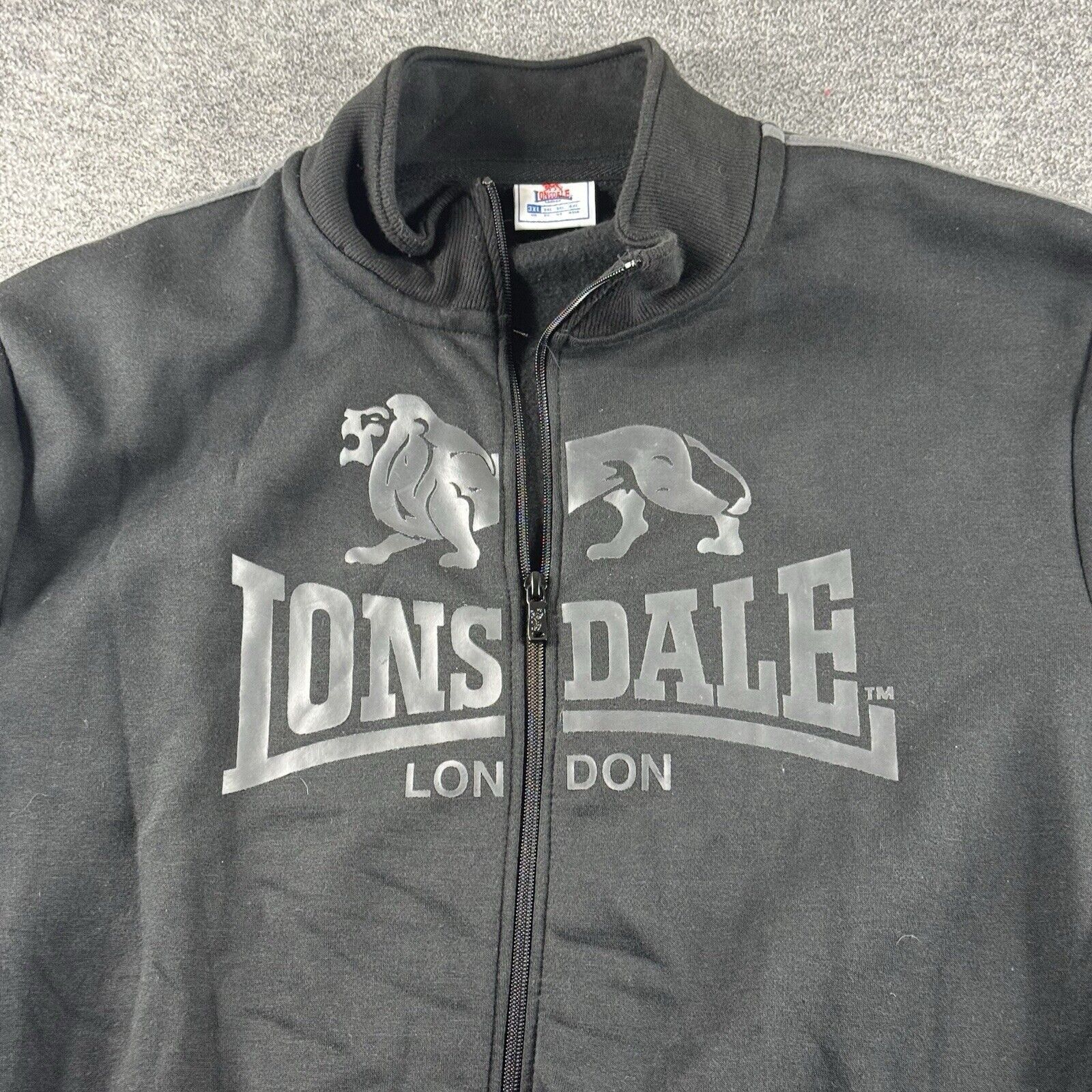 Lonsdale VTG Lonsdale London Sweatshirt Big Logo Black Men's size 3XL Size US XXL / EU 58 / 5 - 1 Thumbnail