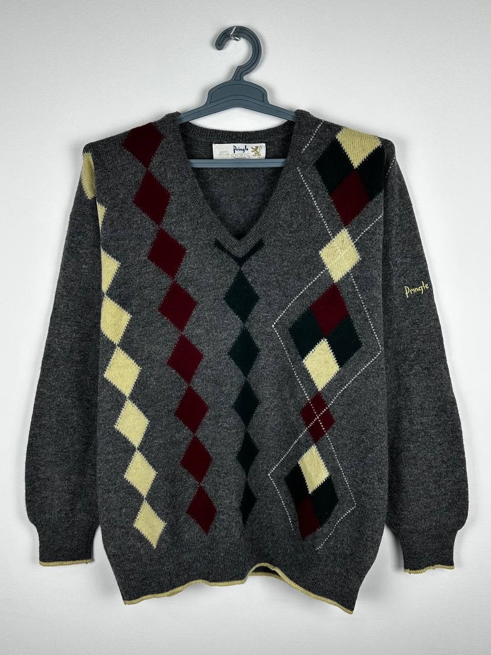 Pringle Of Scotland × Vintage Vintage Pringle Sports Pure Wool Abstract Geometric Sweater Size US L / EU 52-54 / 3 - 1 Thumbnail