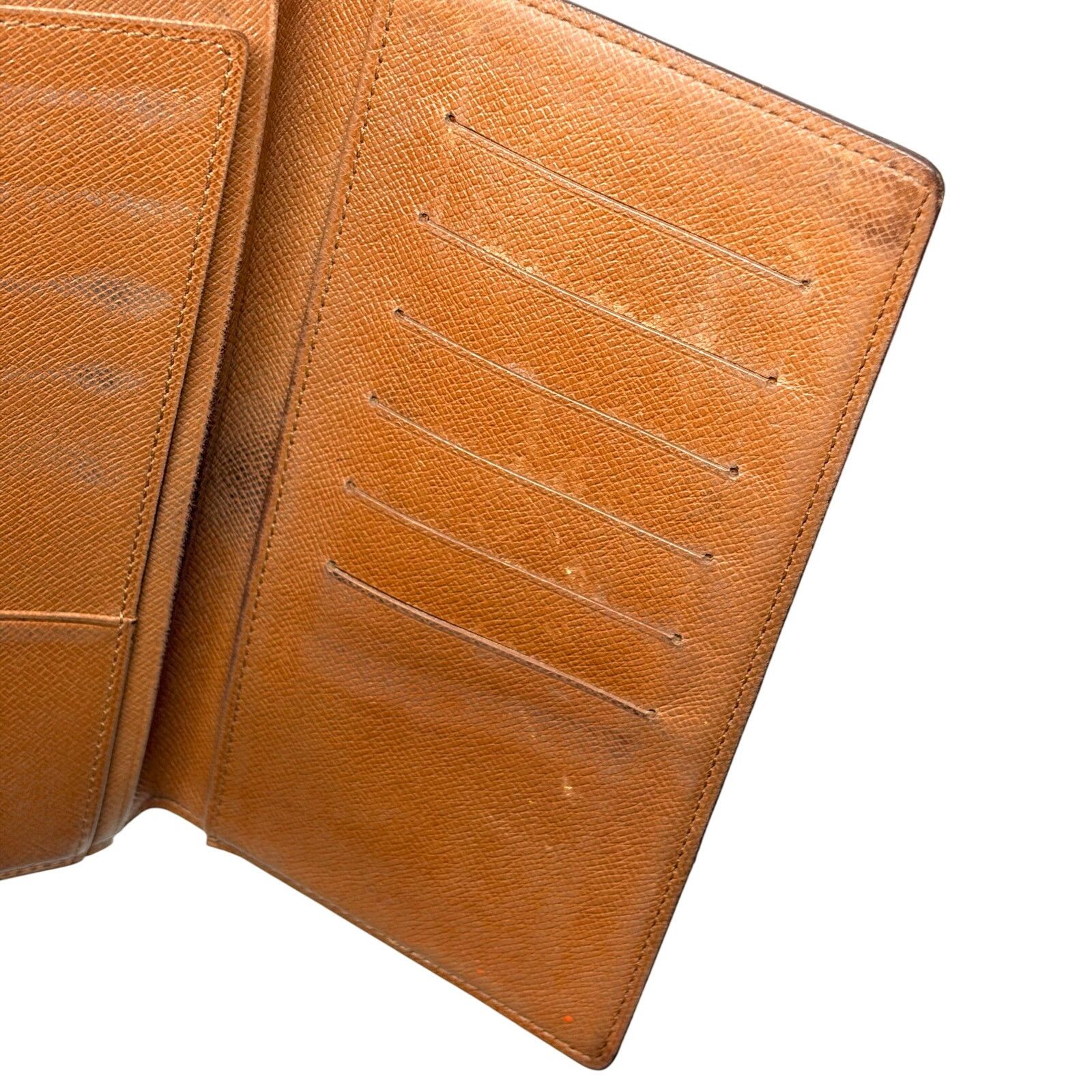Louis Vuitton Louis Vuitton Monogram Long Wallet / Passport Case Size ONE SIZE - 9 Thumbnail