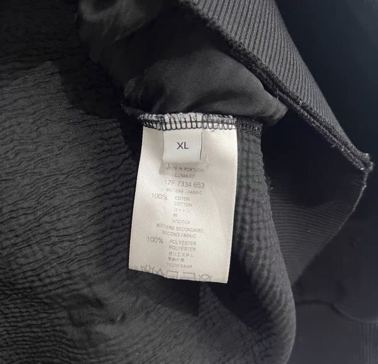 Givenchy Givenchy Black Ripped Sweatshirt J42 Size US XL / EU 56 / 4 - 5 Thumbnail