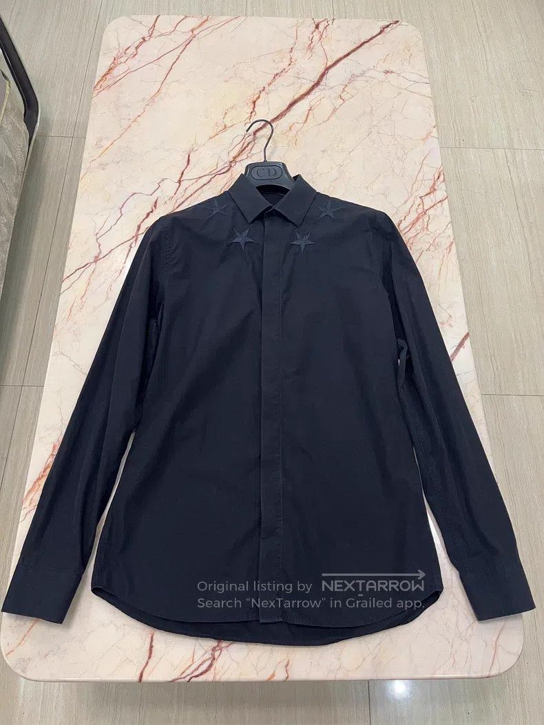 Givenchy Givenchy Black Swan Short Sleeve Size US M / EU 48-50 / 2 - 1 Thumbnail