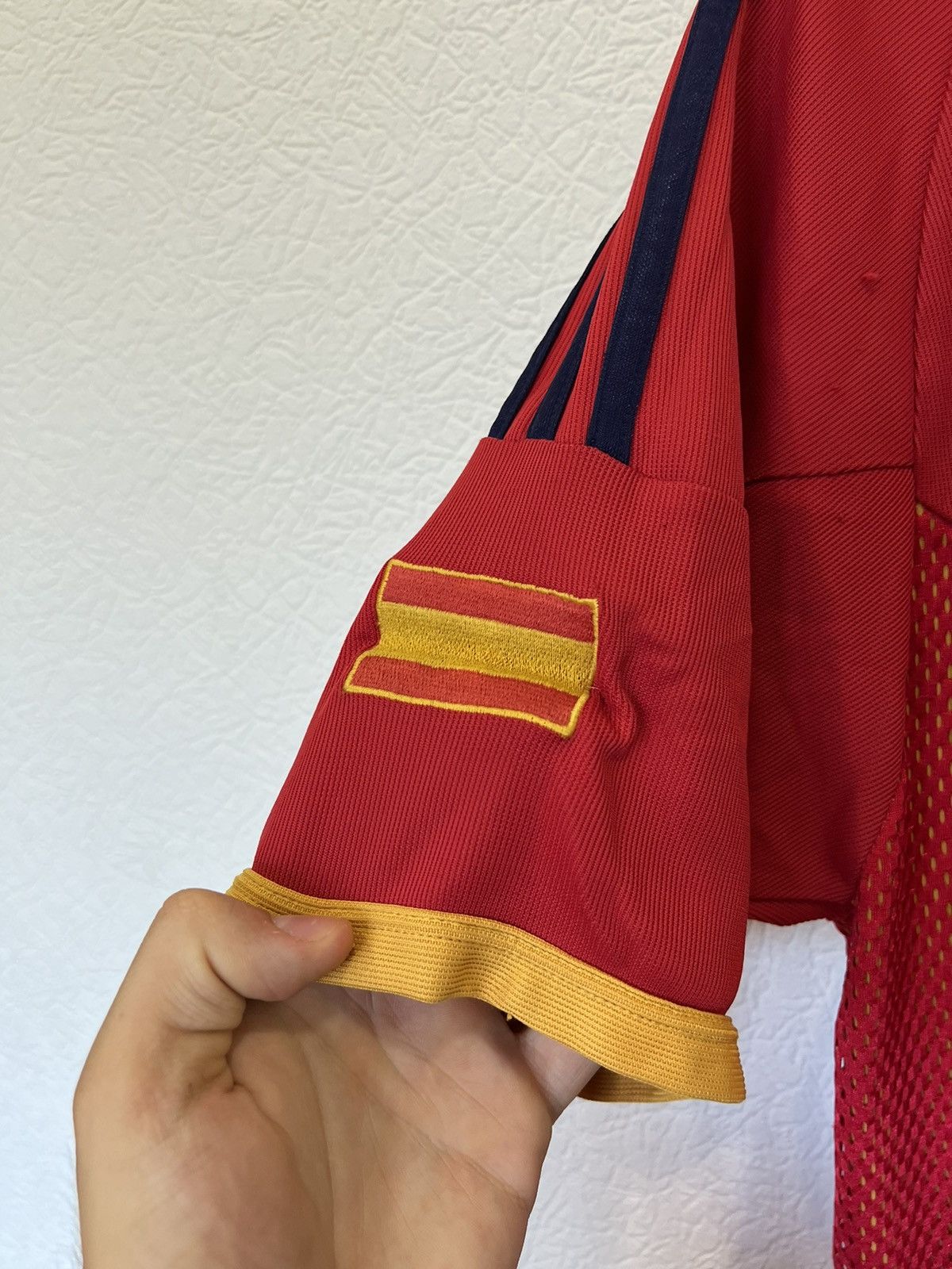 Adidas Adidas Spain 2002 Home Kit Soccer Jersey Size US L / EU 52-54 / 3 - 4 Thumbnail