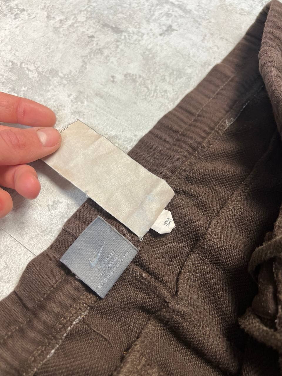 Nike Vintage Nike Y2K Brown Baggy Sweatpants Size XL Size US 37 - 14 Thumbnail