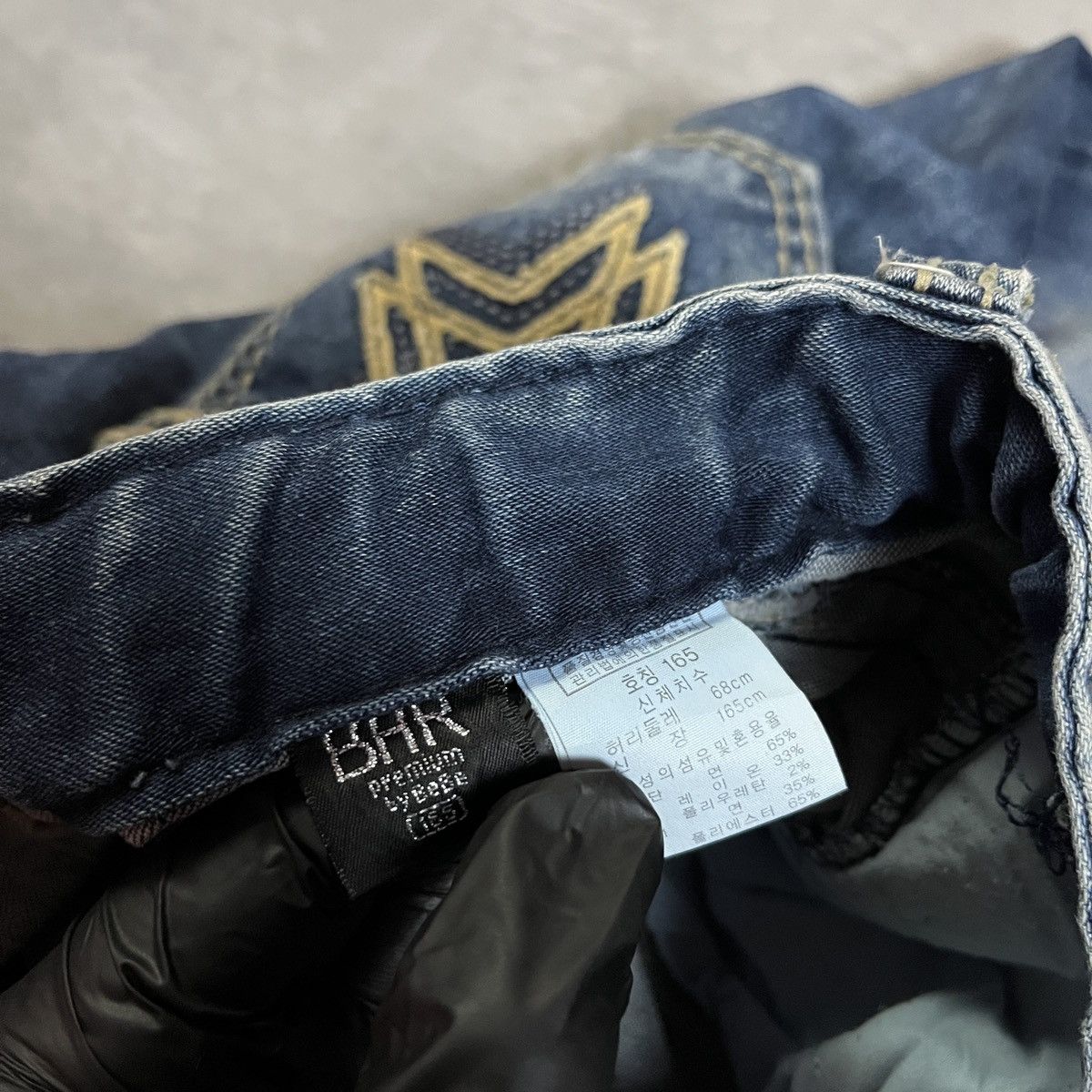 Japanese Brand 2000s Denim BAR y2k Jeans Embroidered Back Robin’s Jean Vibe Size US 28 / EU 44 - 7 Thumbnail