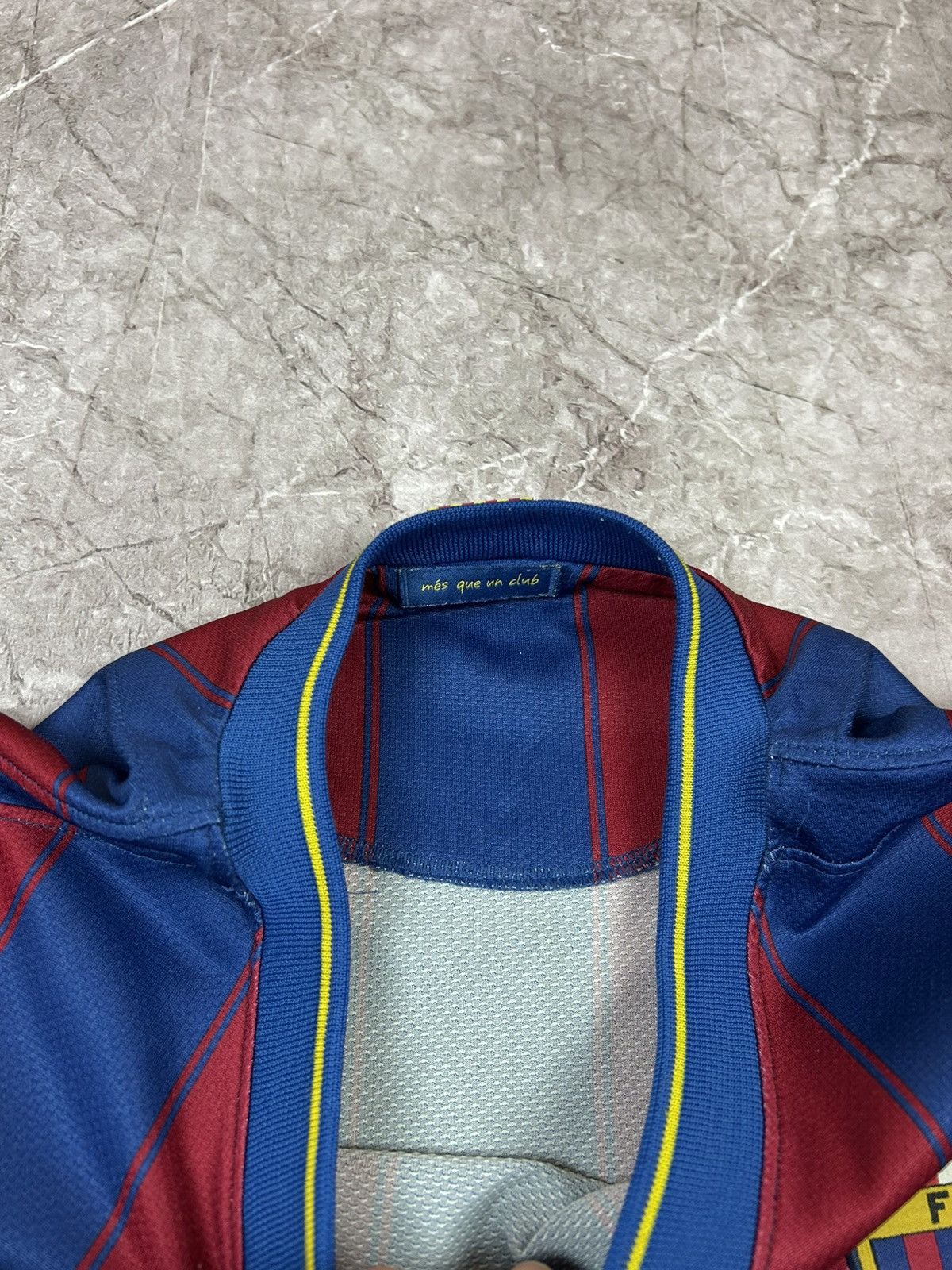 Nike FC BARCELONA 2010/2011 HOME FOOTBALL SOCCER JERSEY NIKE XLL Size US XXL / EU 58 / 5 - 15 Thumbnail