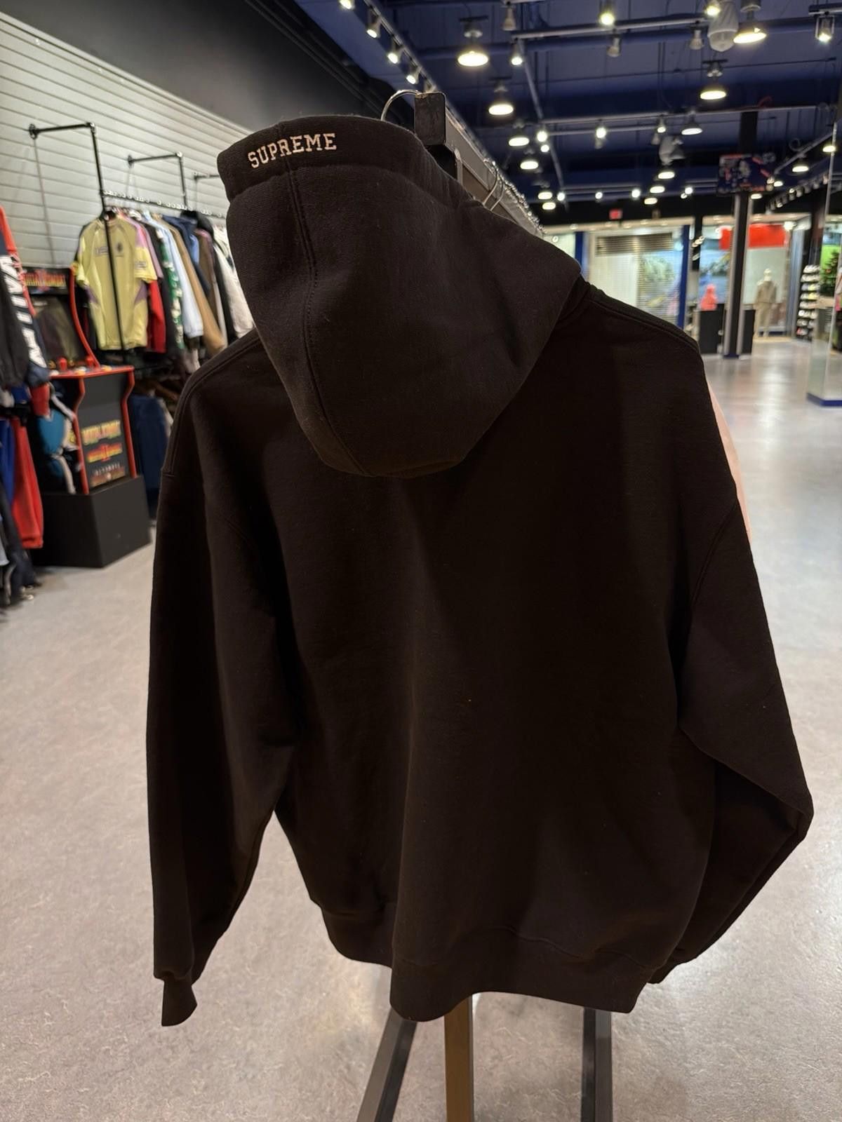 Supreme Supreme S Logo Zip Up Hooded Sweatshirt (Large) NEW Size US L / EU 52-54 / 3 - 7 Thumbnail