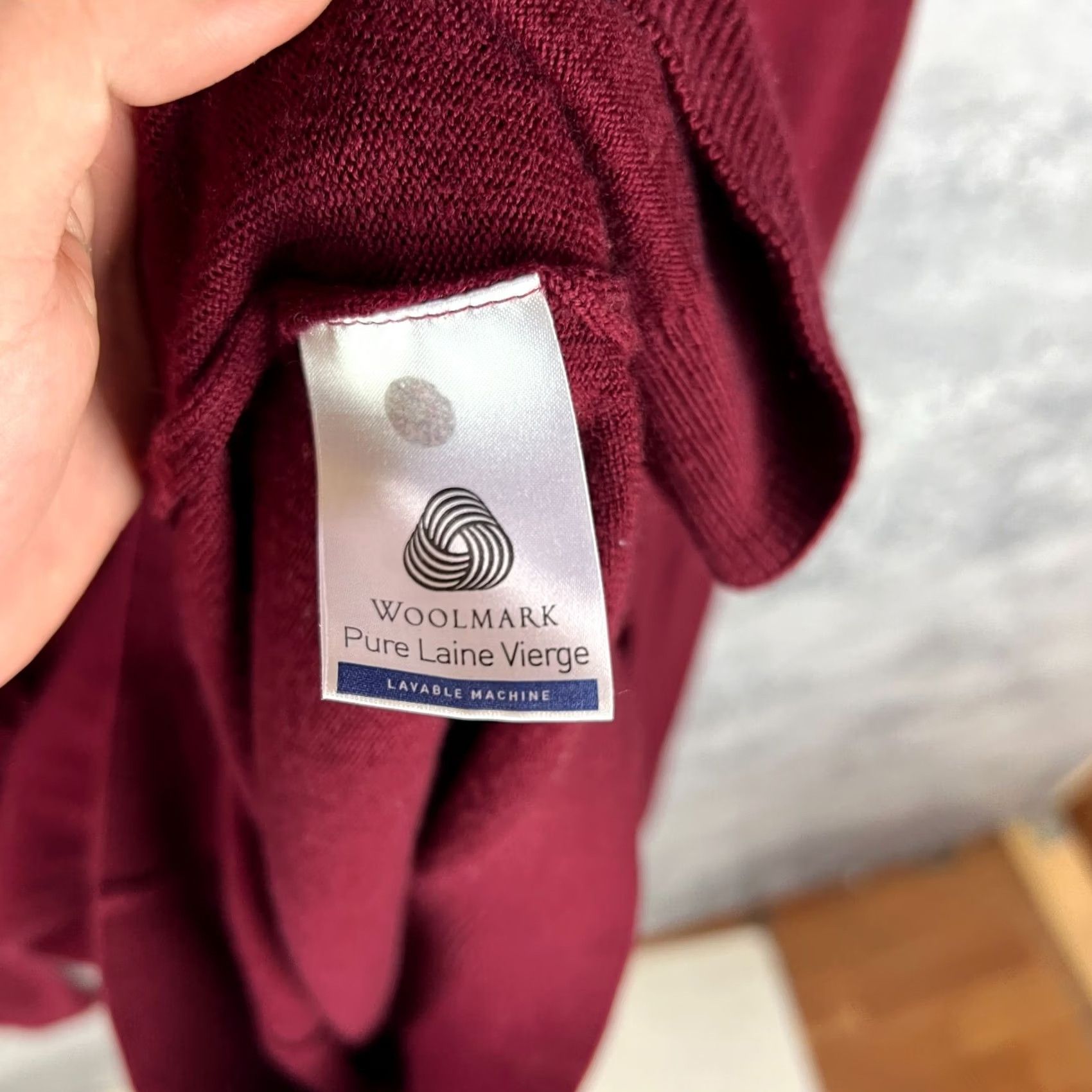Lacoste Lacoste Sweater Wool V-Neck Burgundy Men’s Pullover Size 6 Classic Red Size US S / EU 44-46 / 1 - 6 Thumbnail