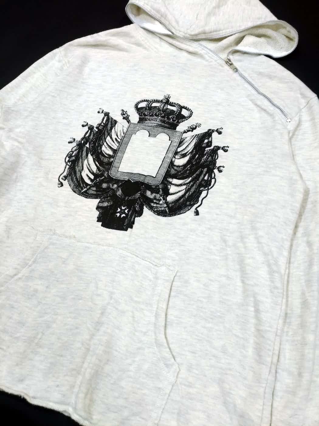 20471120 T’shirtism Works Japan Archival Crown Coat Of Arms Hoodie Size US M / EU 48-50 / 2 - 2 Thumbnail
