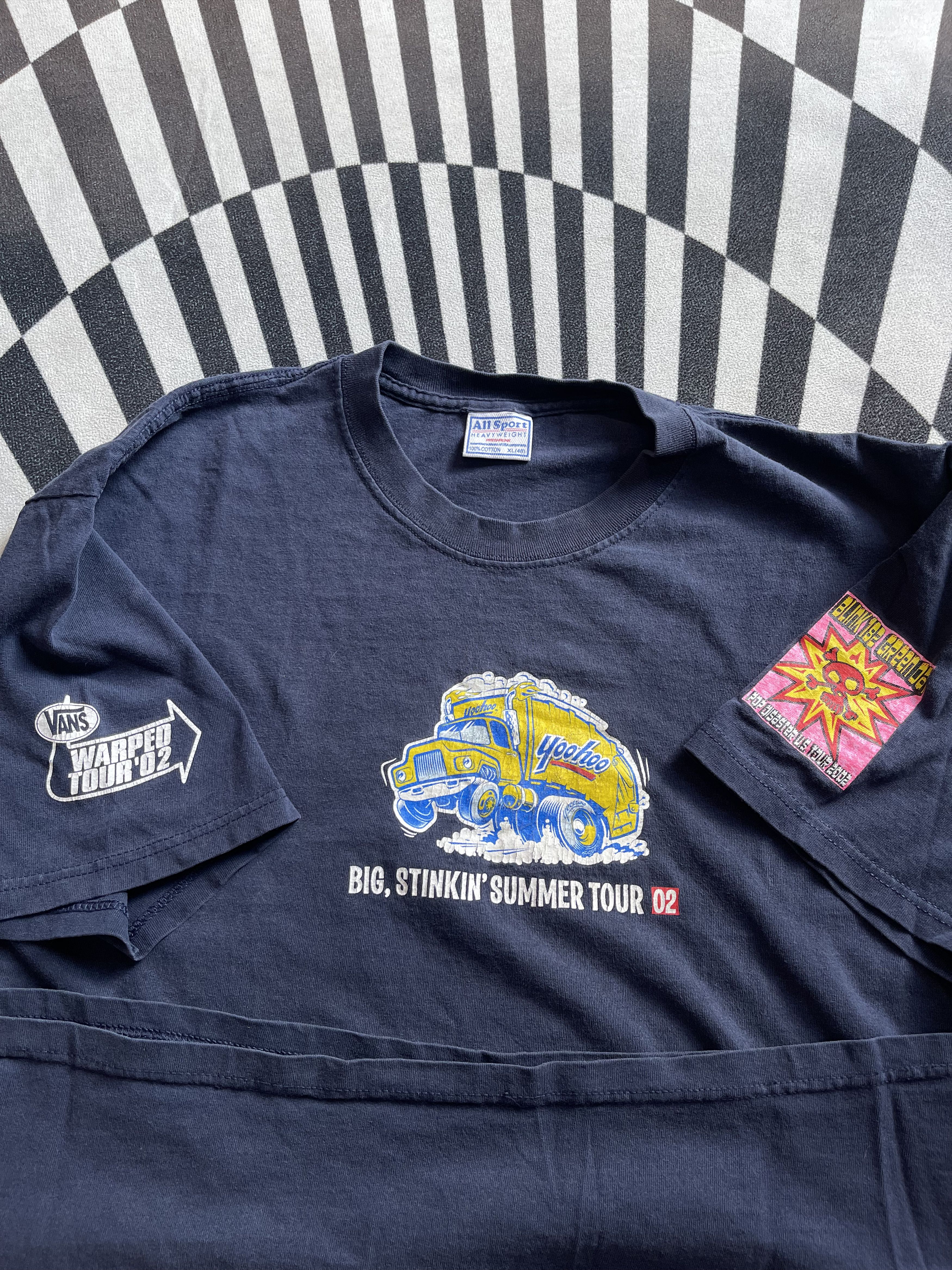 Band Tees Vtg Vans Warped Tour 02 Yoo-Hoo "Big Stinkin' Summer Tour"XL Size US XL / EU 56 / 4 - 3 Thumbnail