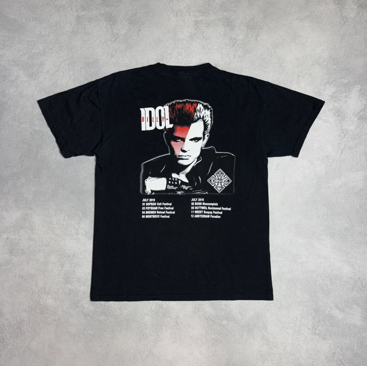 Band Tees Billy Idol 2010 Festival Band Music T-Shirt Double-Sided Size US M / EU 48-50 / 2 - 1 Thumbnail