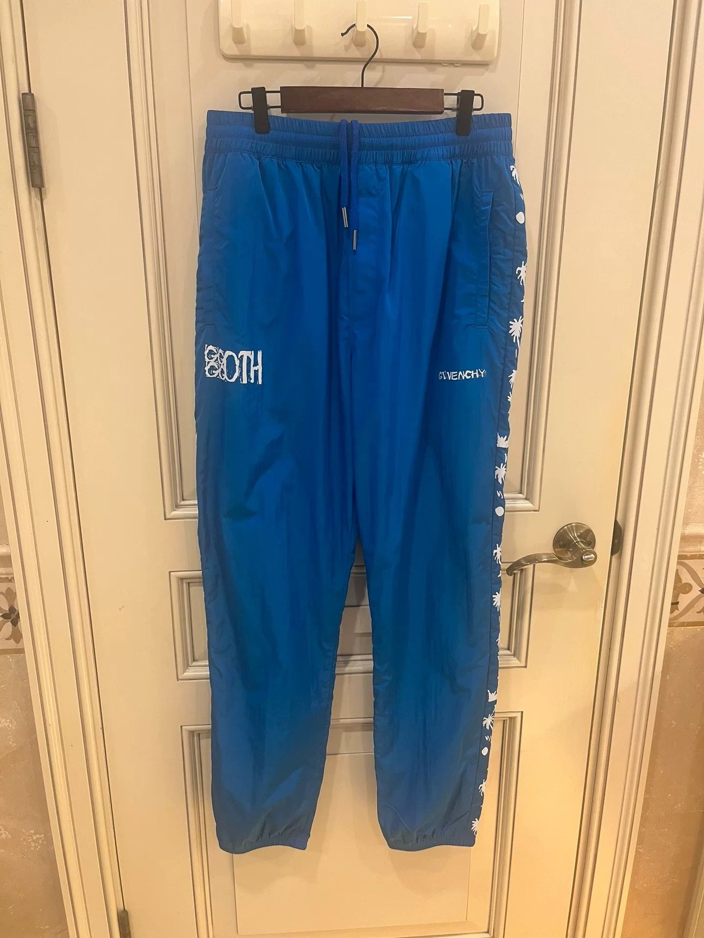 Givenchy Givenchy x Josh Smith Collaboration Tracksuit Size US S / EU 44-46 / 1 - 7 Thumbnail