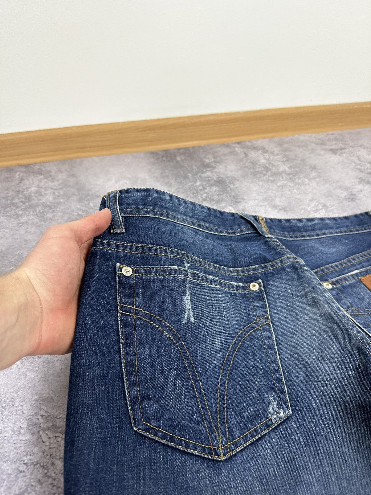 Dolce & Gabbana Vintage Dolce & Gabbana Logo Stone Washed Designer Jeans Size US 34 / EU 50 - 6 Thumbnail