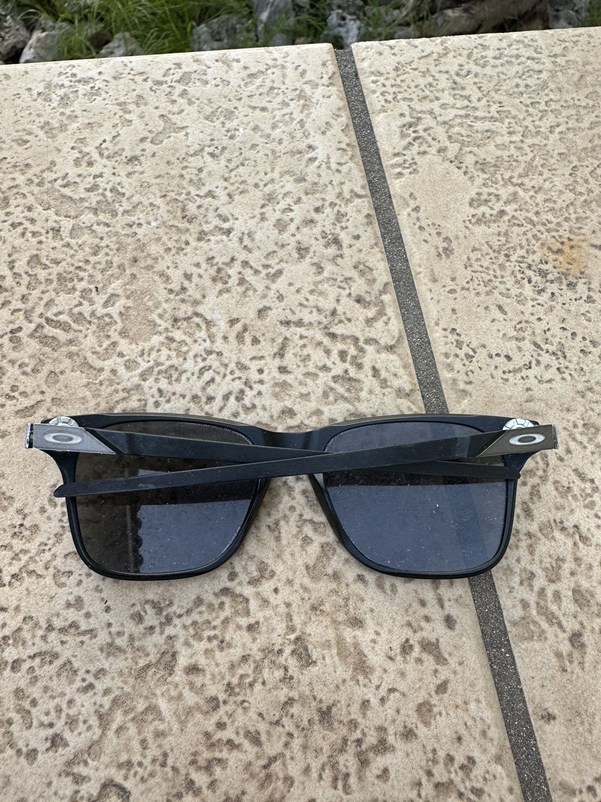 Oakley Oakley Sunglasses OO9451-0155 Black Size ONE SIZE - 4 Thumbnail