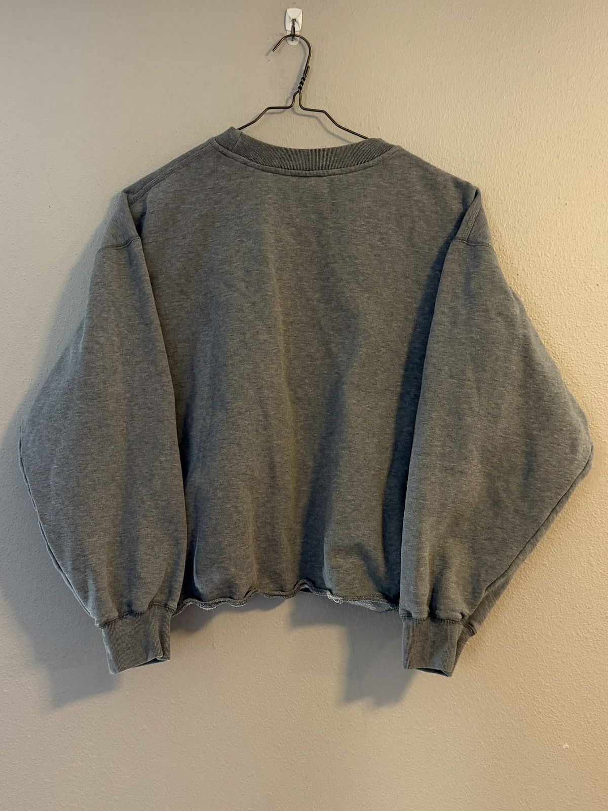 Adidas vtg 90s adidas heavyweight cropped crewneck medium Size US M / EU 48-50 / 2 - 6 Thumbnail