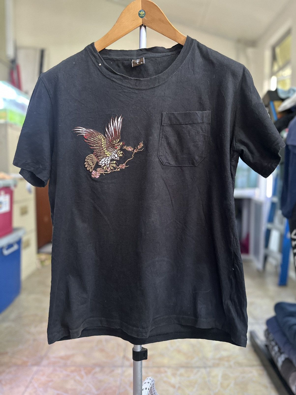 Vintage Vintage japan design tshirt Size US L / EU 52-54 / 3 - 1 Thumbnail