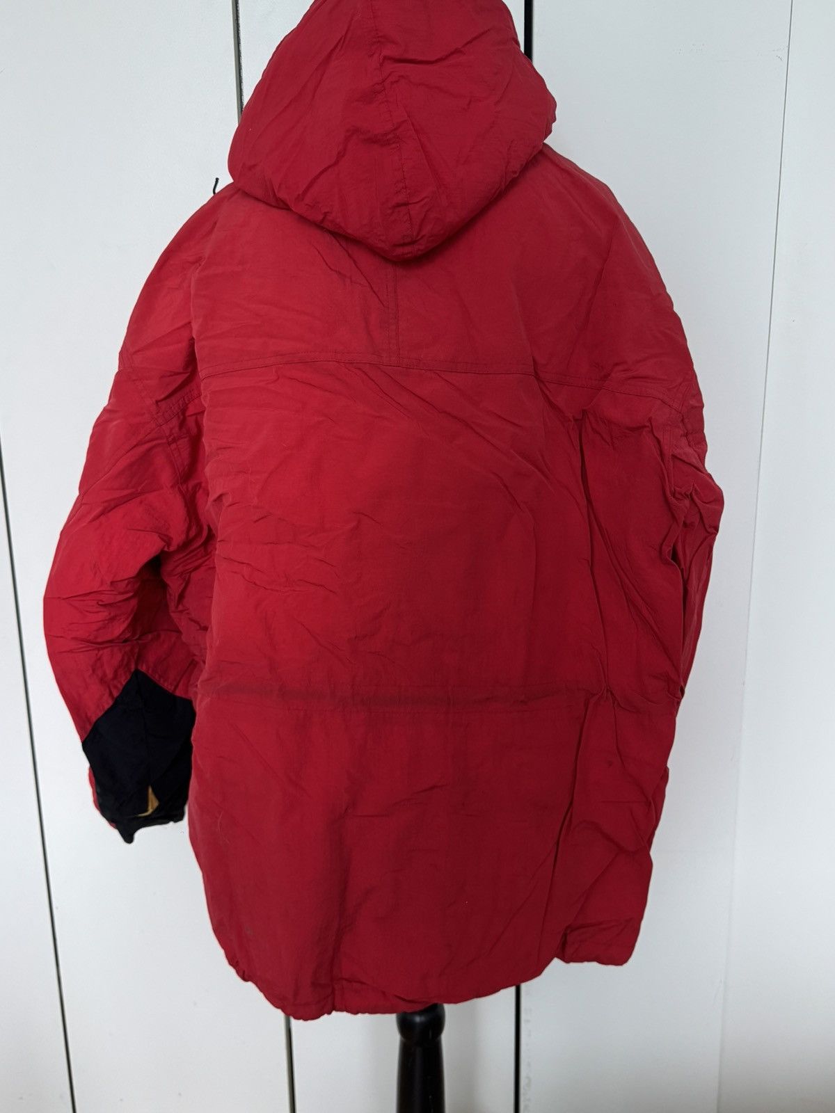Marlboro Vintage Marlboro red puffer jacket Size US XXL / EU 58 / 5 - 3 Thumbnail