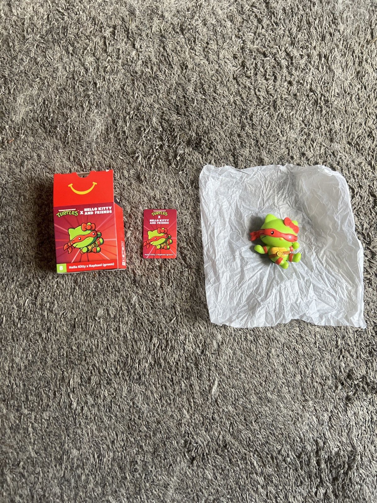 Nickelodeon TMNT X Hello Kitty And Friends Hello Kitty X Raphael (Green) Size ONE SIZE - 1 Thumbnail